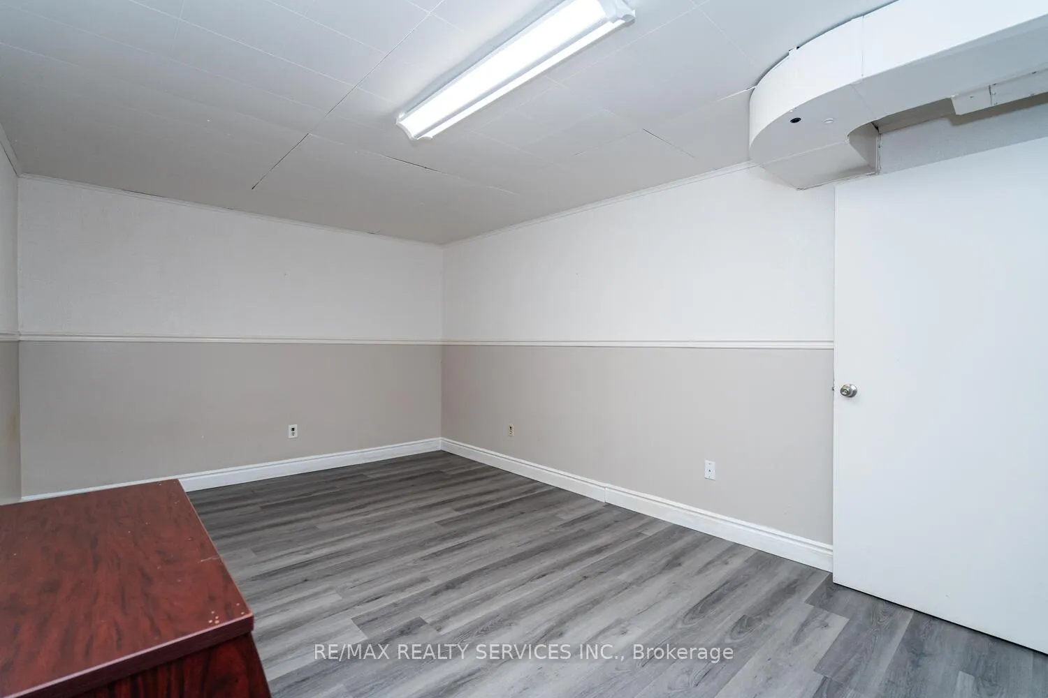 Photo 39 of 285 Thorncrest Drive, Waterloo, Lakeshore Village — HOMEH