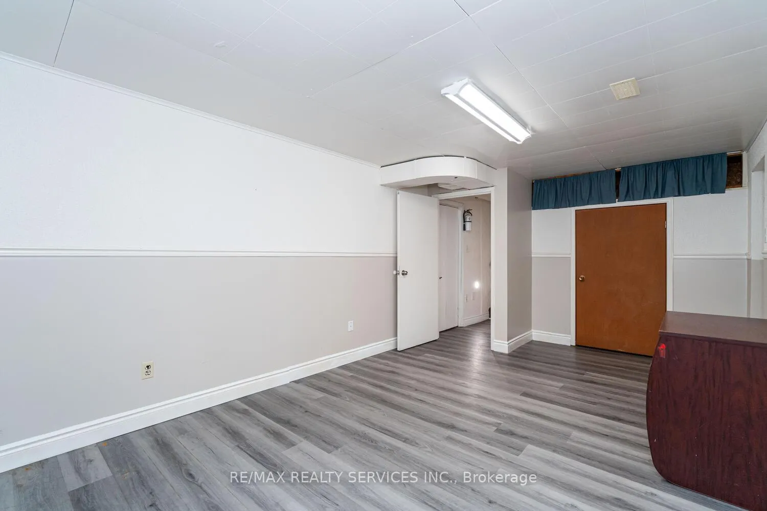 Photo 40 of 285 Thorncrest Drive, Waterloo, Lakeshore Village — HOMEH
