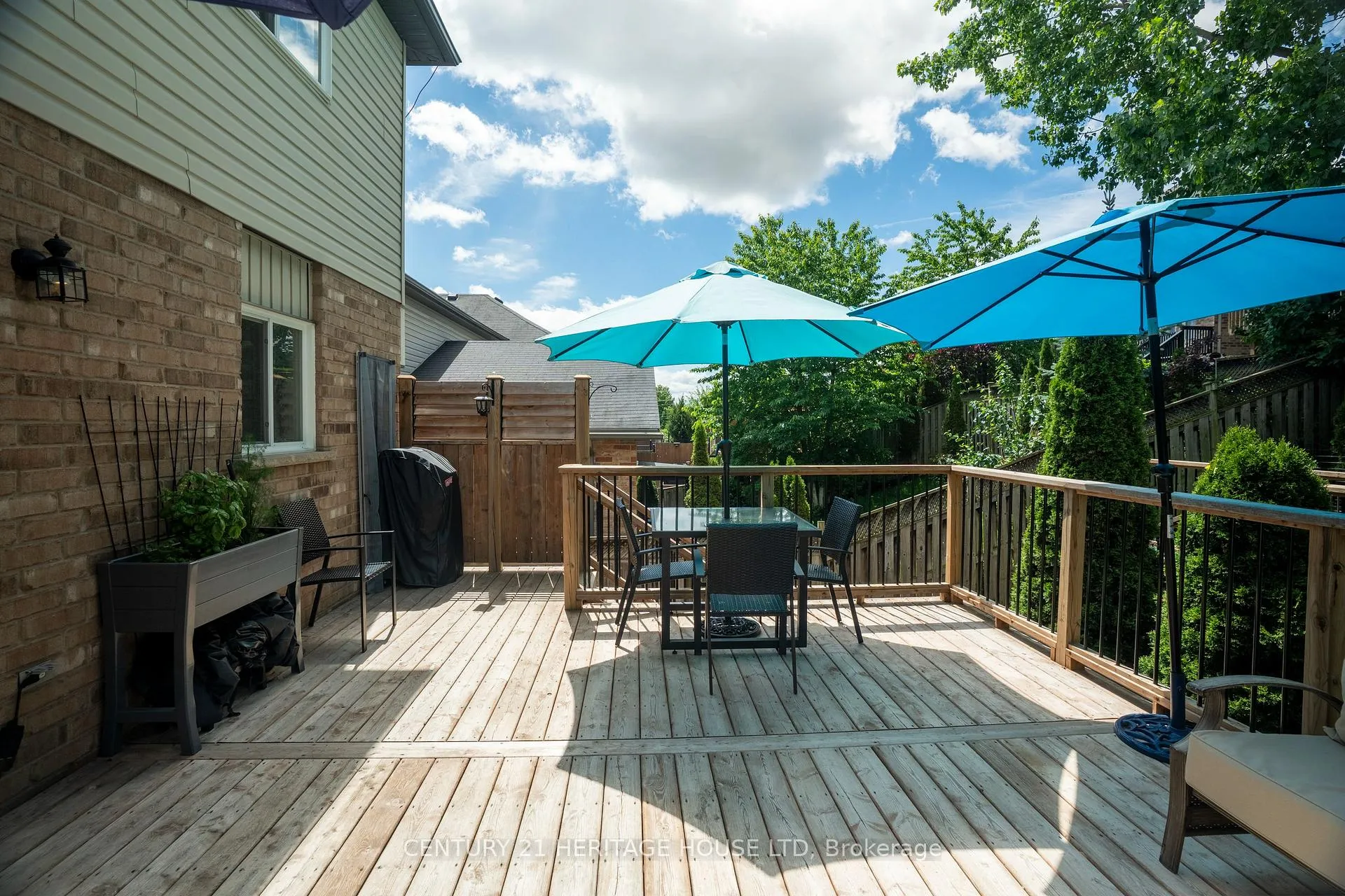 Photo 41 of 35 Parkvale Drive, Kitchener, Huron Park — HOMEH