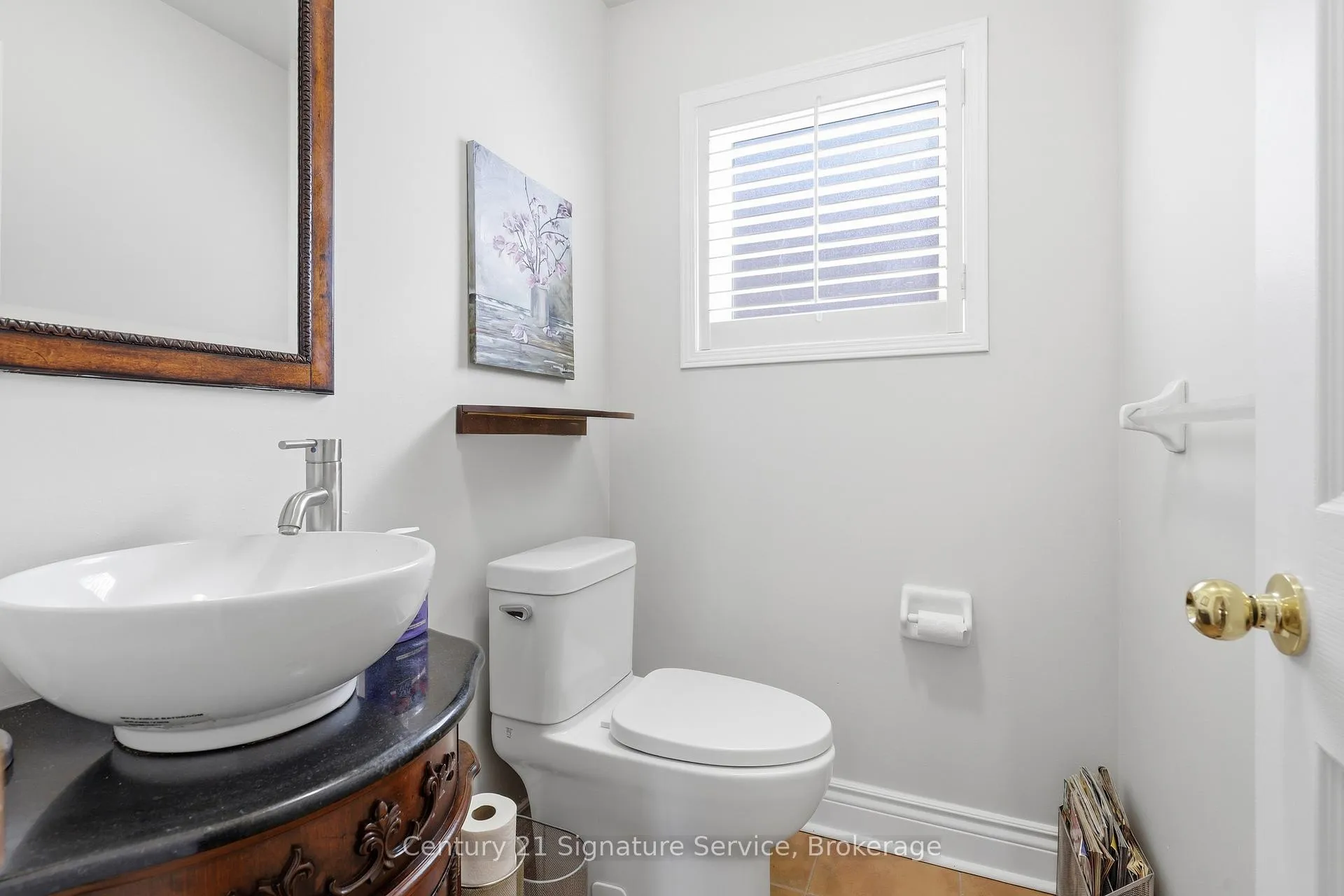 Photo 14 of 784 Avonshire Court, Mississauga, East Credit — HOMEH