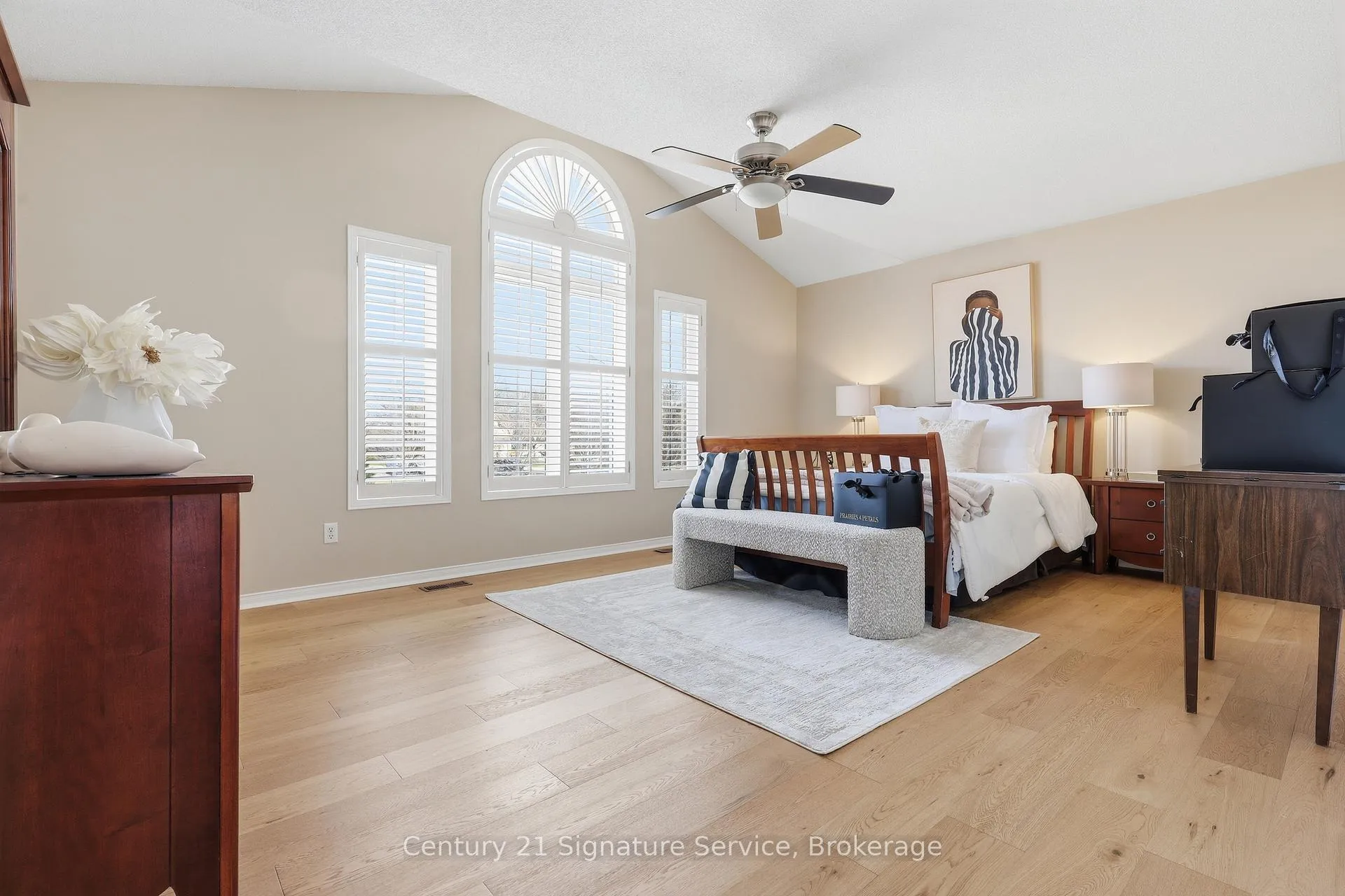 Photo 19 of 784 Avonshire Court, Mississauga, East Credit — HOMEH