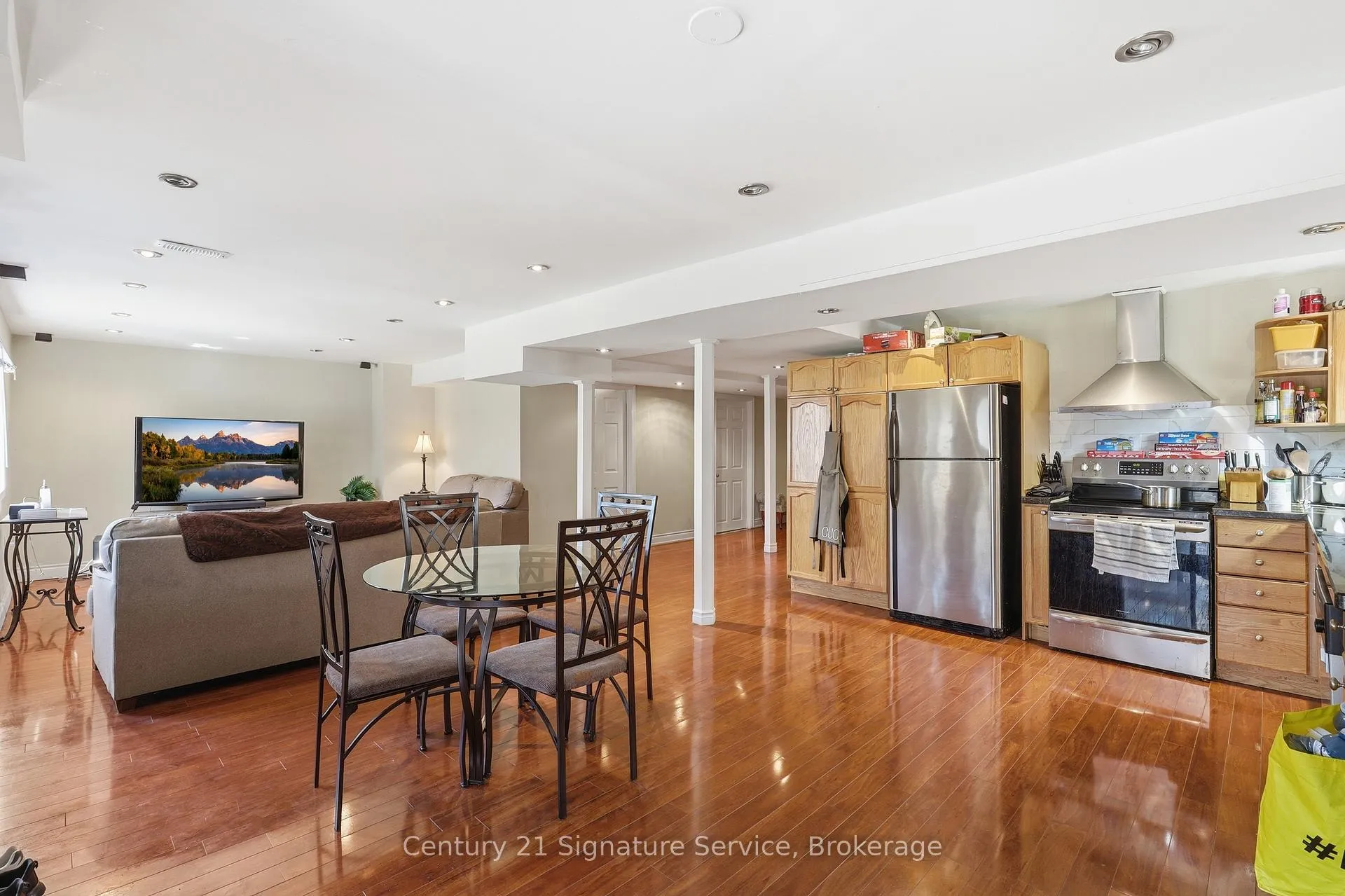 Photo 31 of 784 Avonshire Court, Mississauga, East Credit — HOMEH