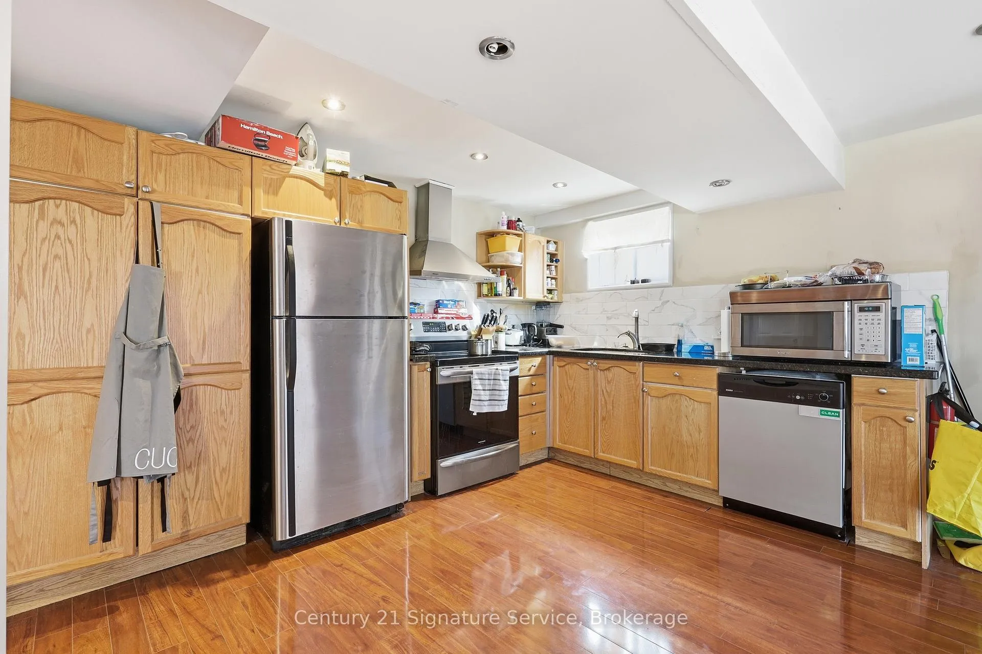 Photo 32 of 784 Avonshire Court, Mississauga, East Credit — HOMEH