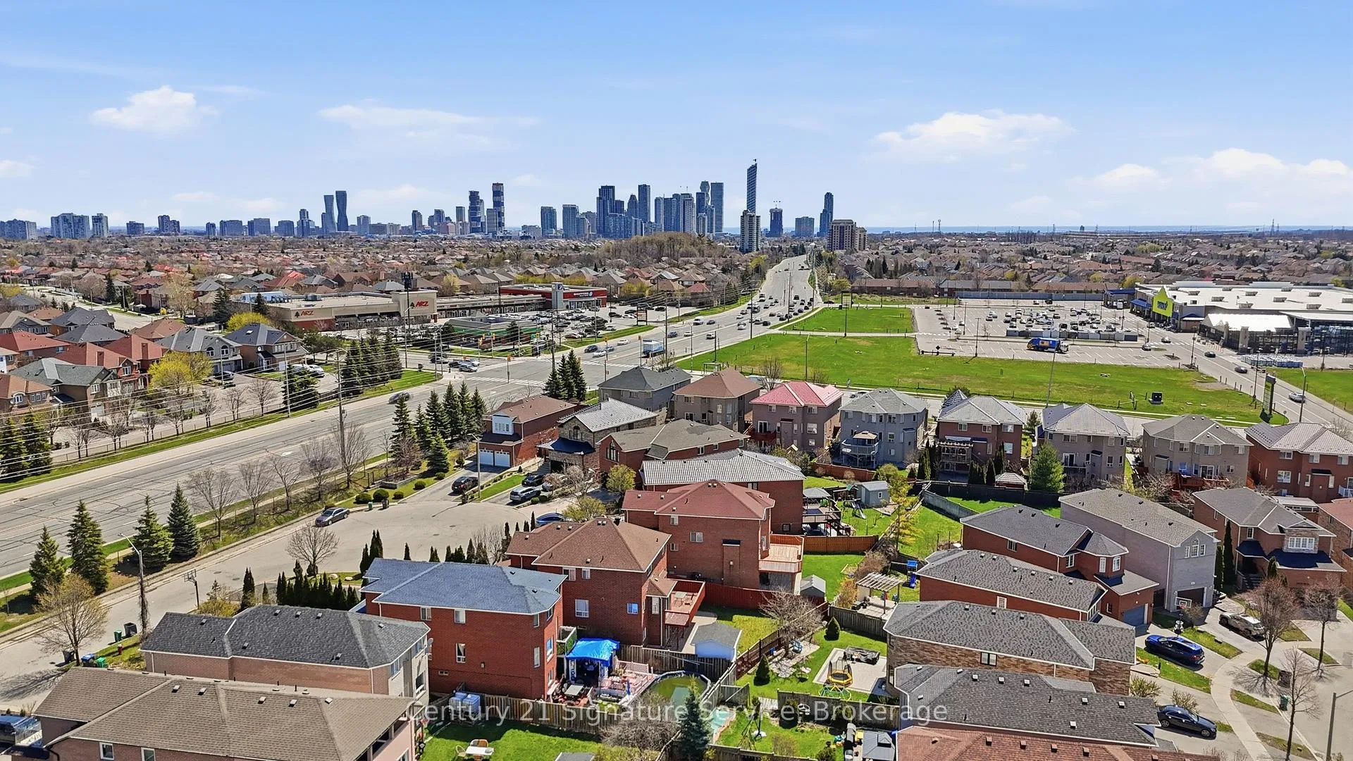 Photo 45 of 784 Avonshire Court, Mississauga, East Credit — HOMEH