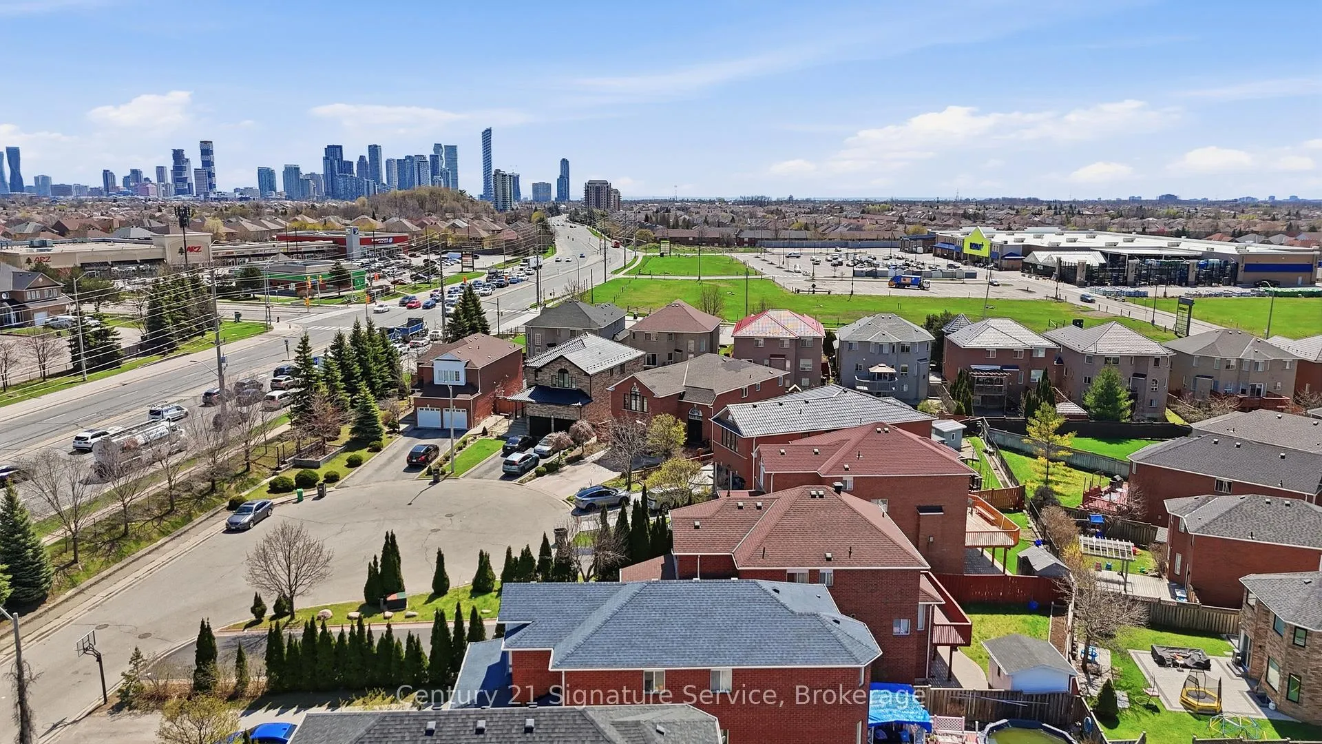 Photo 47 of 784 Avonshire Court, Mississauga, East Credit — HOMEH