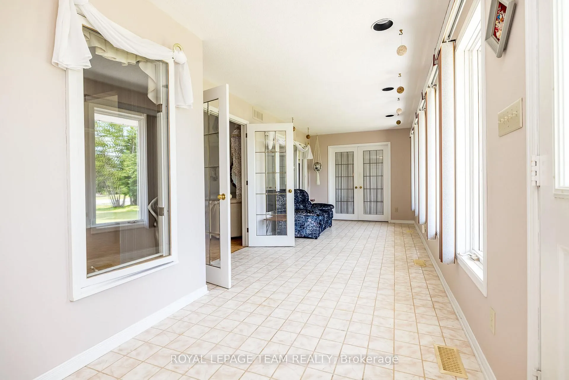Photo 6 of 634 David Manchester Road, Ottawa, Huntley Ward (South West) — HOMEH