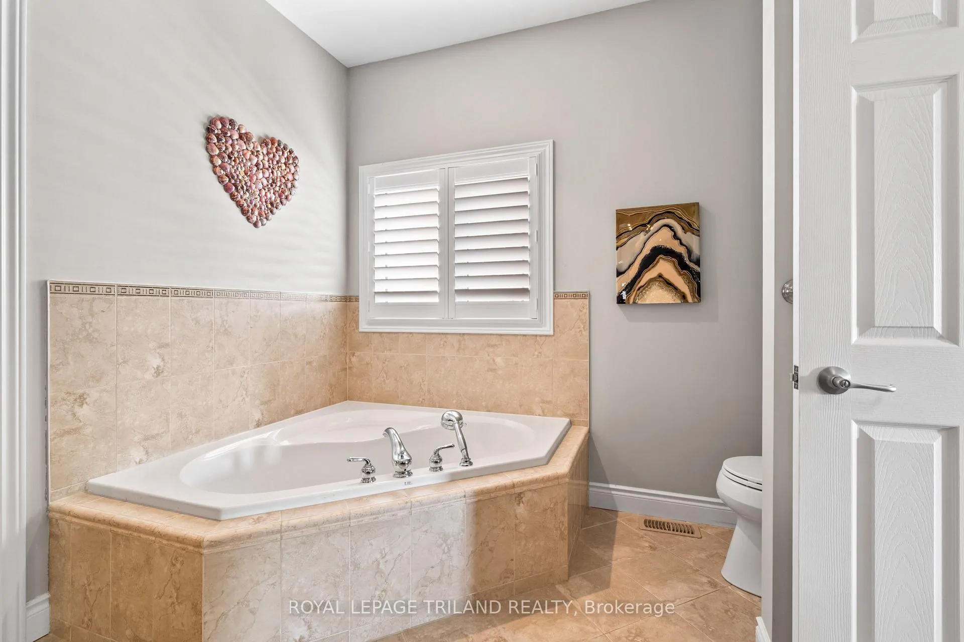Photo 21 of 56 Willow Ridge Road, Middlesex Centre, Ilderton — HOMEH