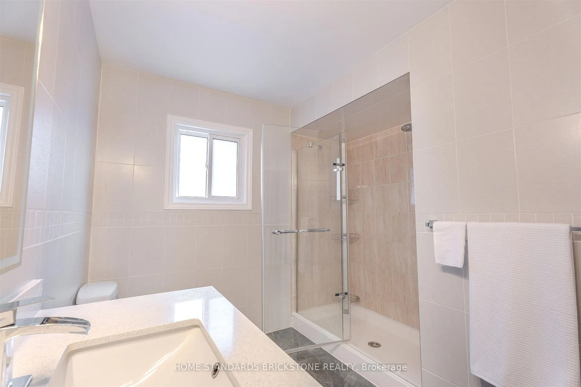 Photo 33 of 4538 Penhallow Road, Mississauga, East Credit — HOMEH