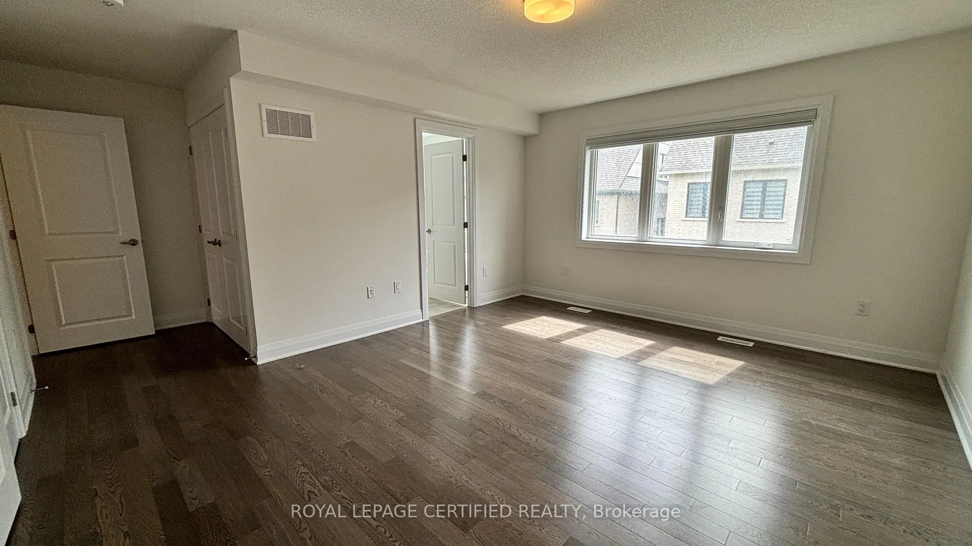 Photo 12 of 3281 Mariner Pass, Oakville, Glenorchy — HOMEH