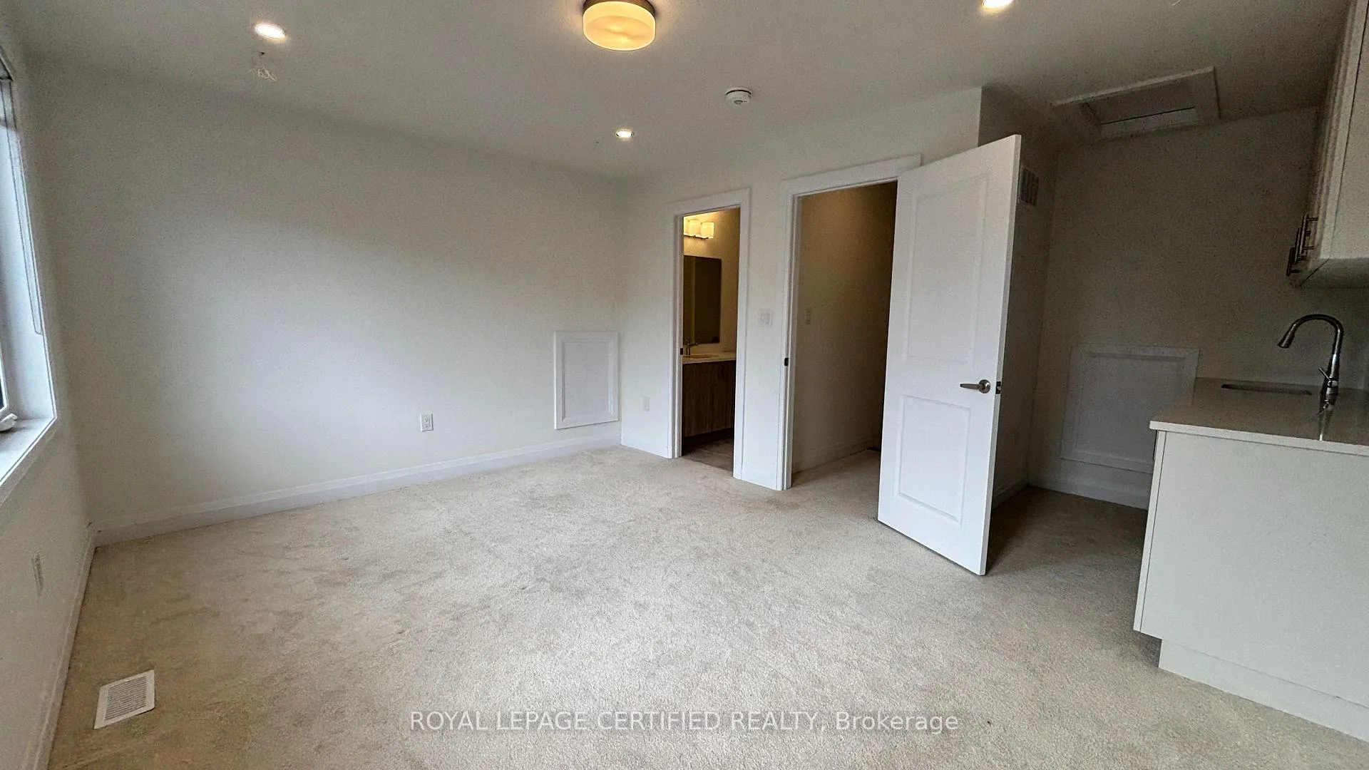 Photo 20 of 3281 Mariner Pass, Oakville, Glenorchy — HOMEH