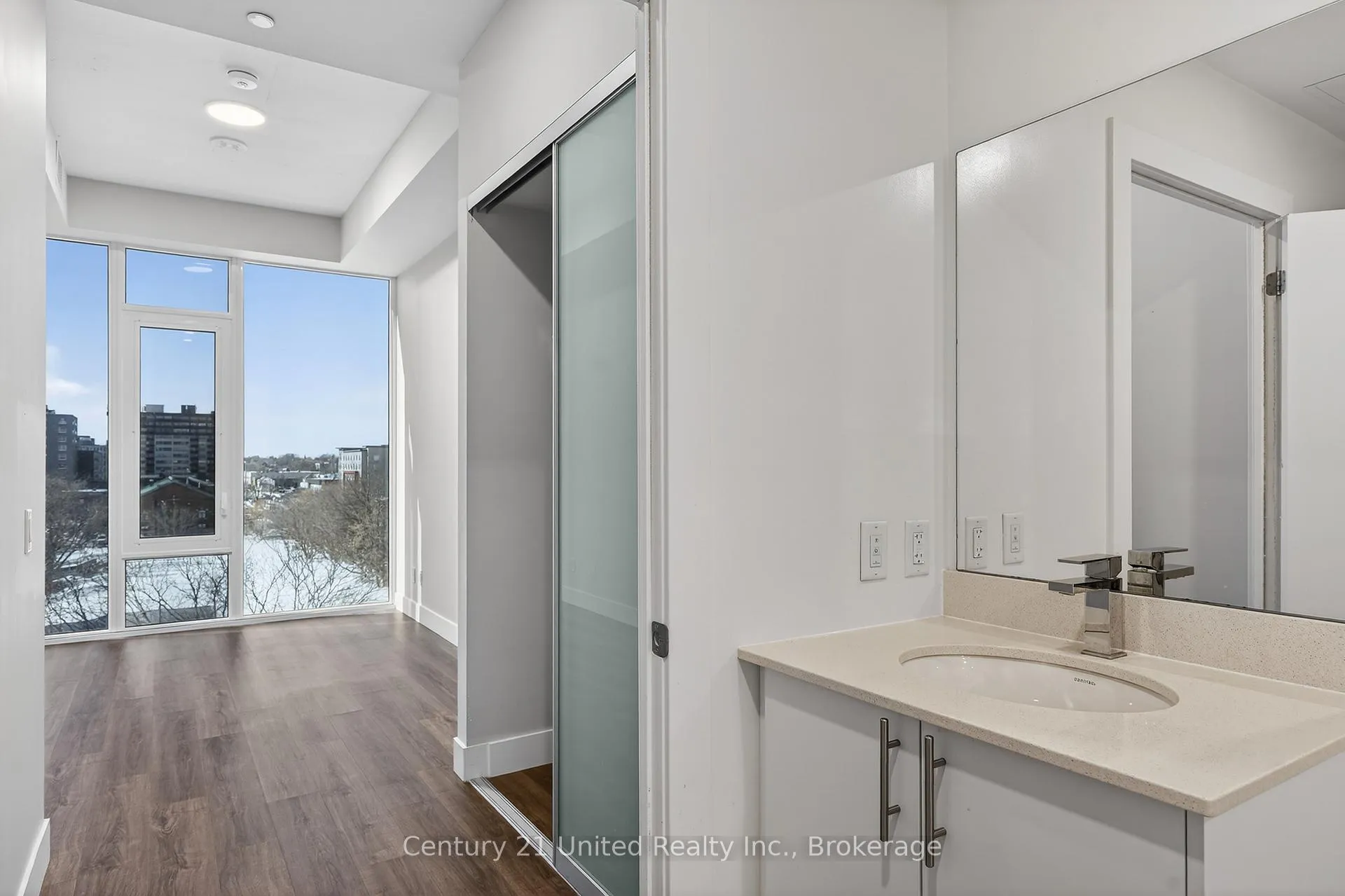 Photo 17 of Unit 816, 80 Bond Street E, Oshawa, O'Neill — HOMEH