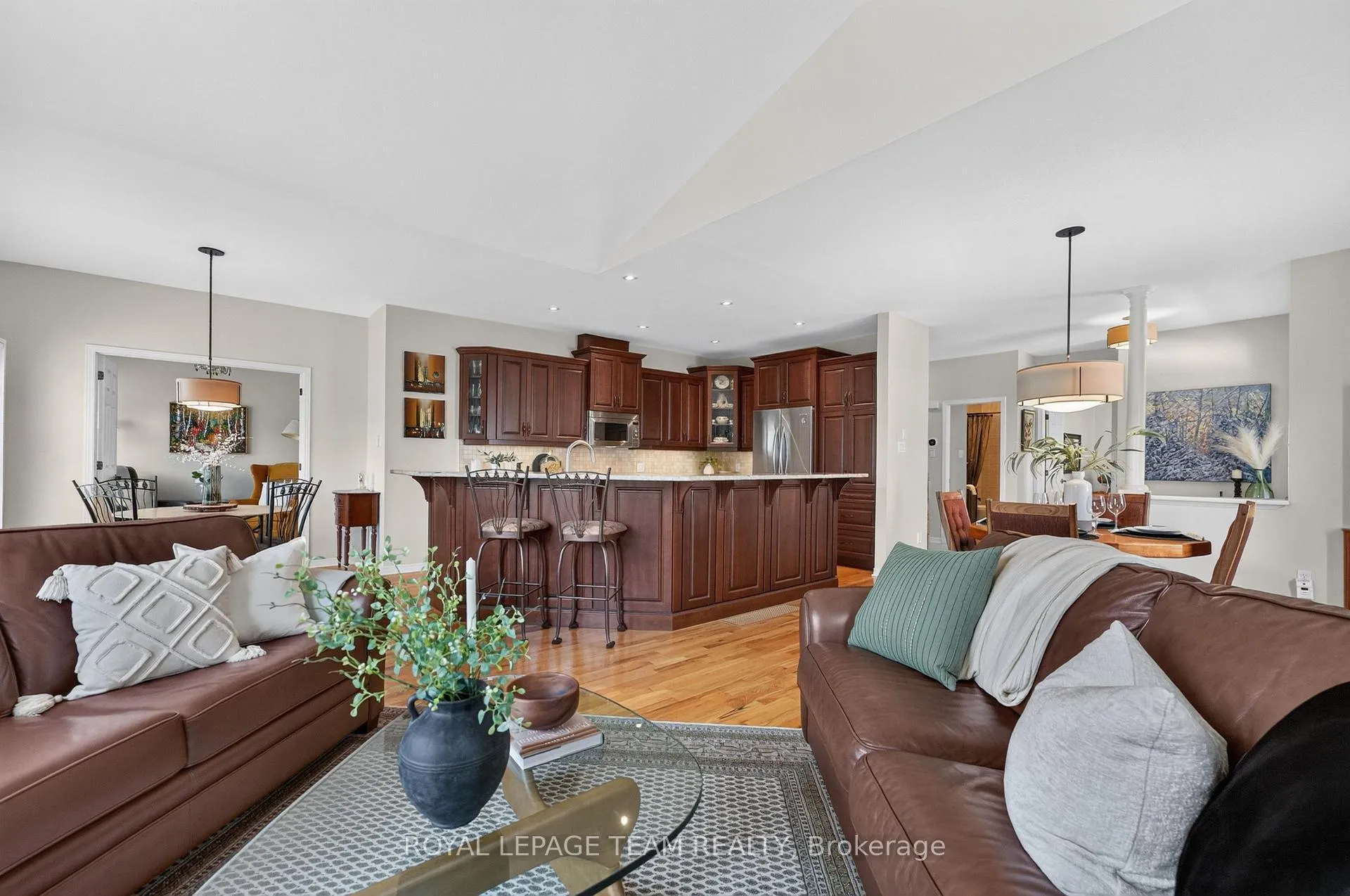 Photo 11 of 3 Goldora Private, Ottawa, Kanata - Kanata Lakes/Heritage Hills — HOMEH