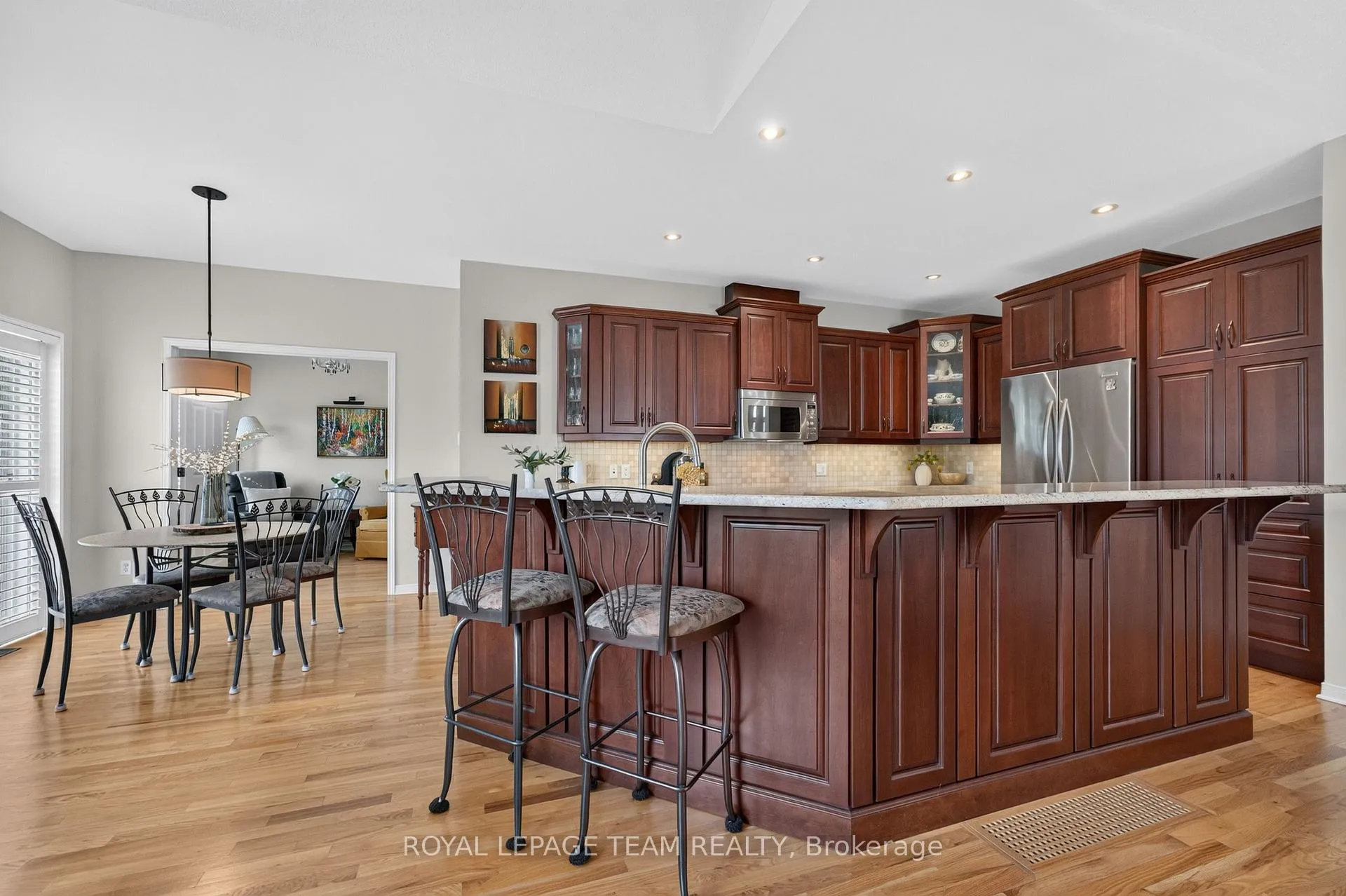 Photo 12 of 3 Goldora Private, Ottawa, Kanata - Kanata Lakes/Heritage Hills — HOMEH