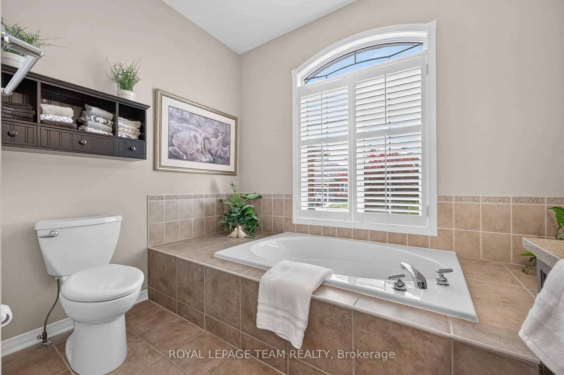 Photo 26 of 3 Goldora Private, Ottawa, Kanata - Kanata Lakes/Heritage Hills — HOMEH