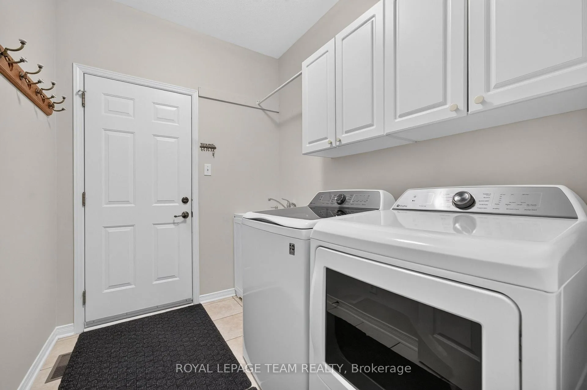 Photo 30 of 3 Goldora Private, Ottawa, Kanata - Kanata Lakes/Heritage Hills — HOMEH