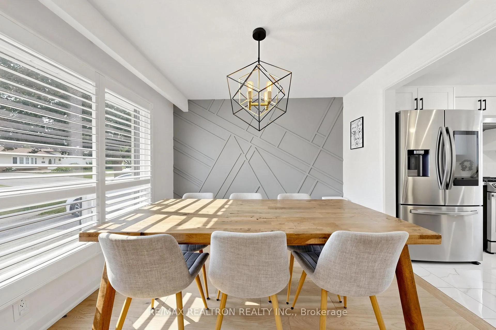 Photo 13 of 6 Dorling Avenue, Ajax, South East — HOMEH