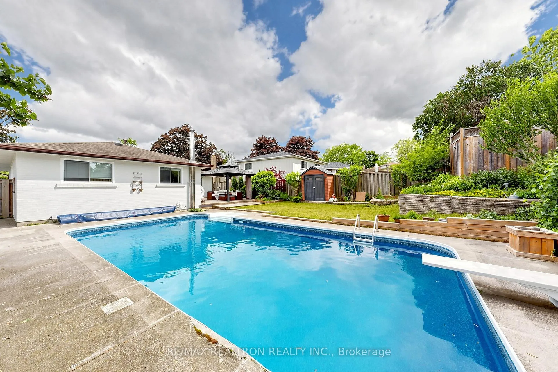Photo 45 of 6 Dorling Avenue, Ajax, South East — HOMEH