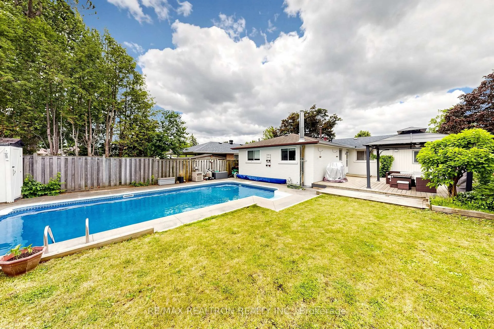 Photo 46 of 6 Dorling Avenue, Ajax, South East — HOMEH