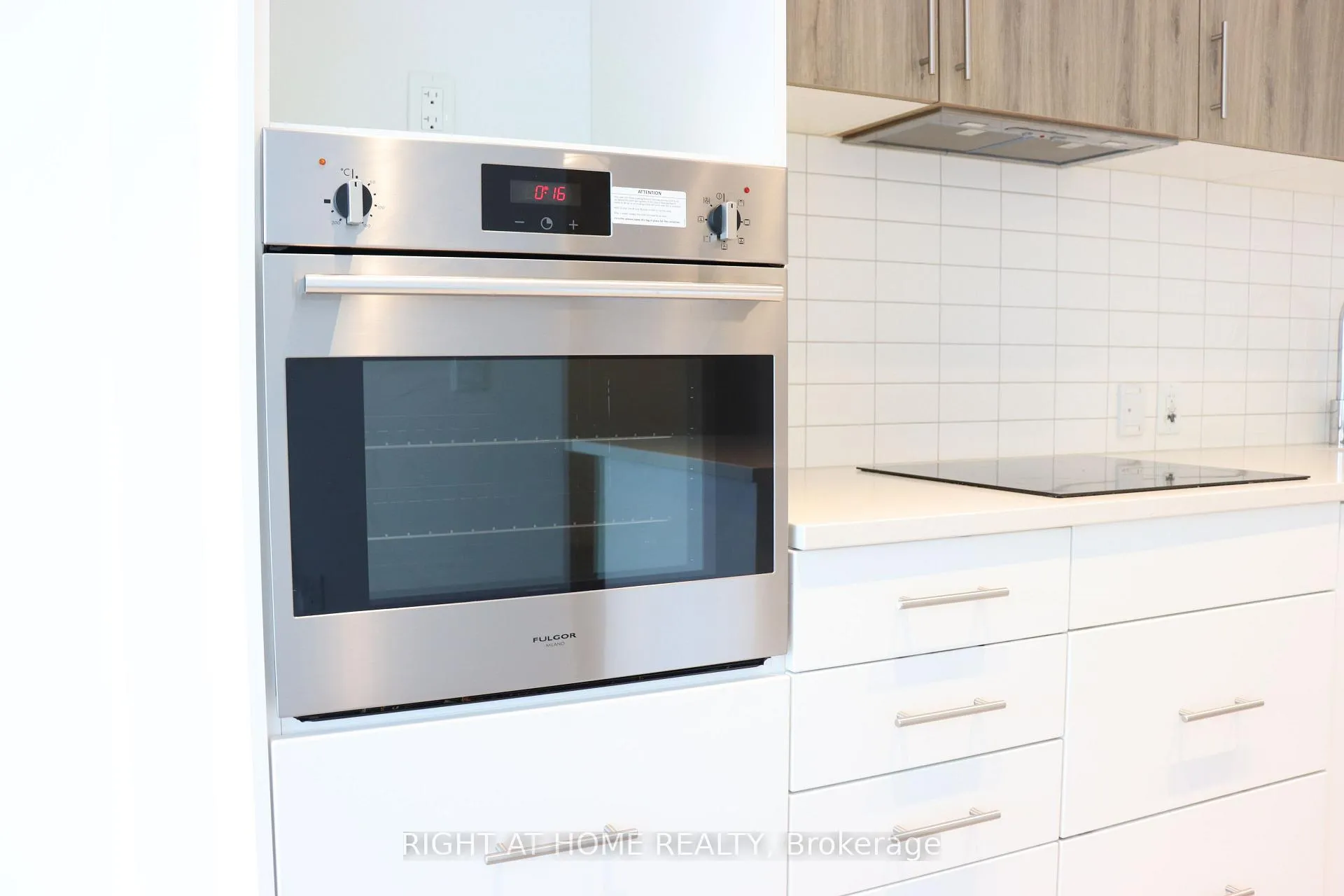Photo 5 of Unit 803, 181 King Street S, Waterloo, Uptown West — HOMEH