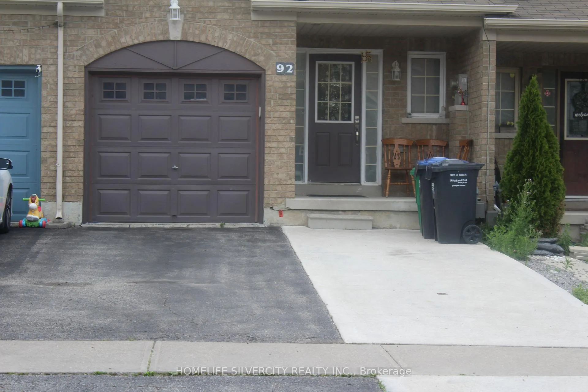 Photo 3 of 92 Tomabrook Crescent, Brampton, Sandringham-Wellington — HOMEH