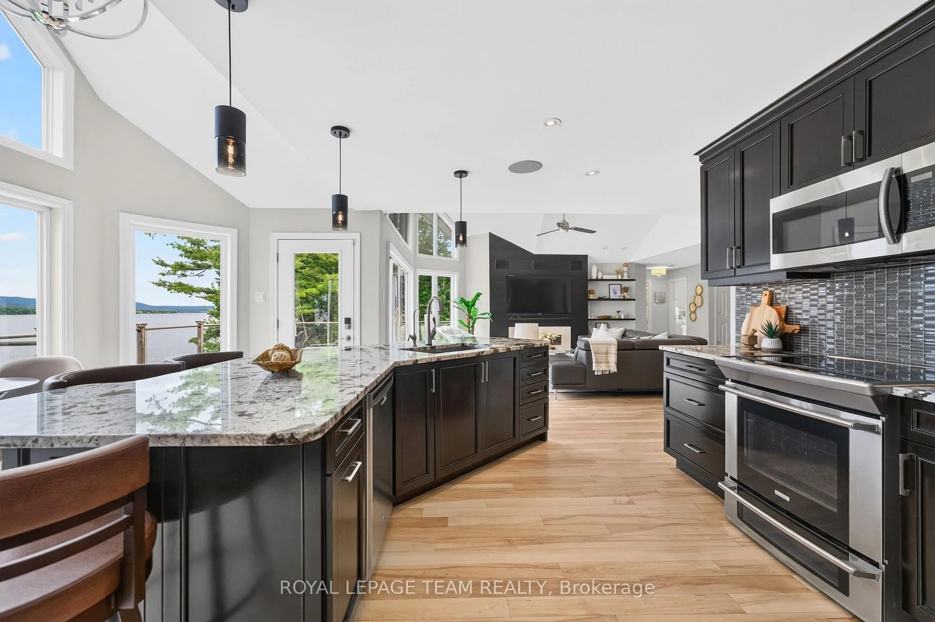 Photo 31 of 3778 Armitage Avenue, Ottawa, Dunrobin Shores — HOMEH