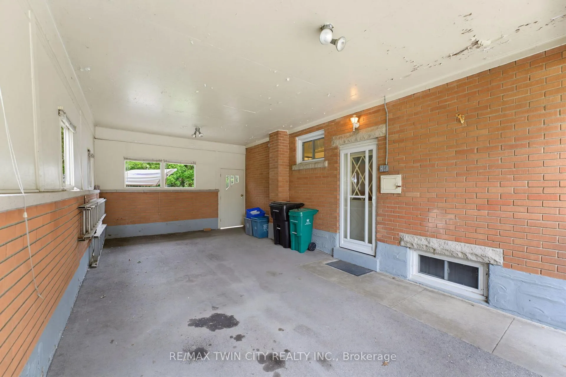 Photo 7 of 42 Highman Avenue, Cambridge — HOMEH