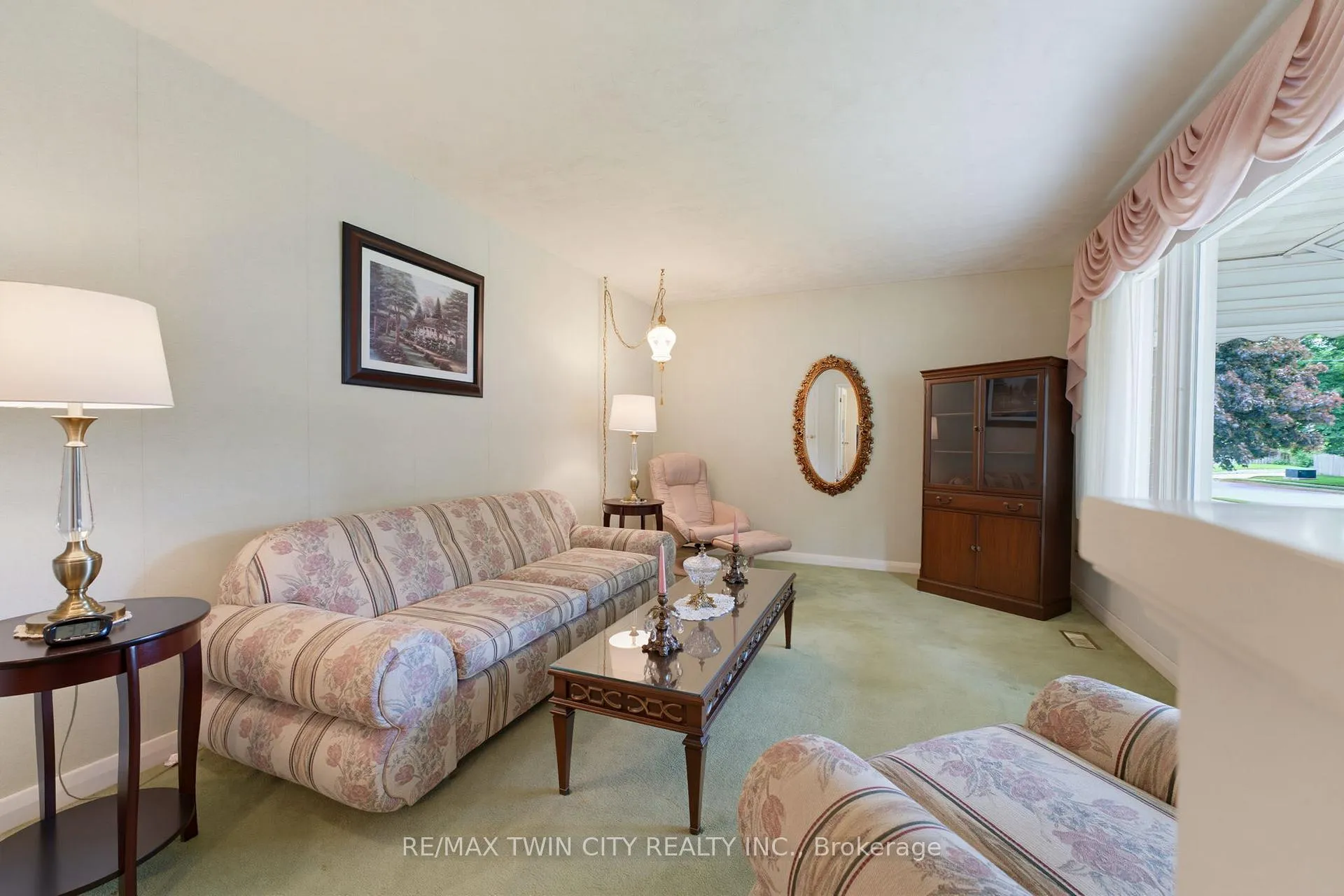 Photo 11 of 42 Highman Avenue, Cambridge — HOMEH