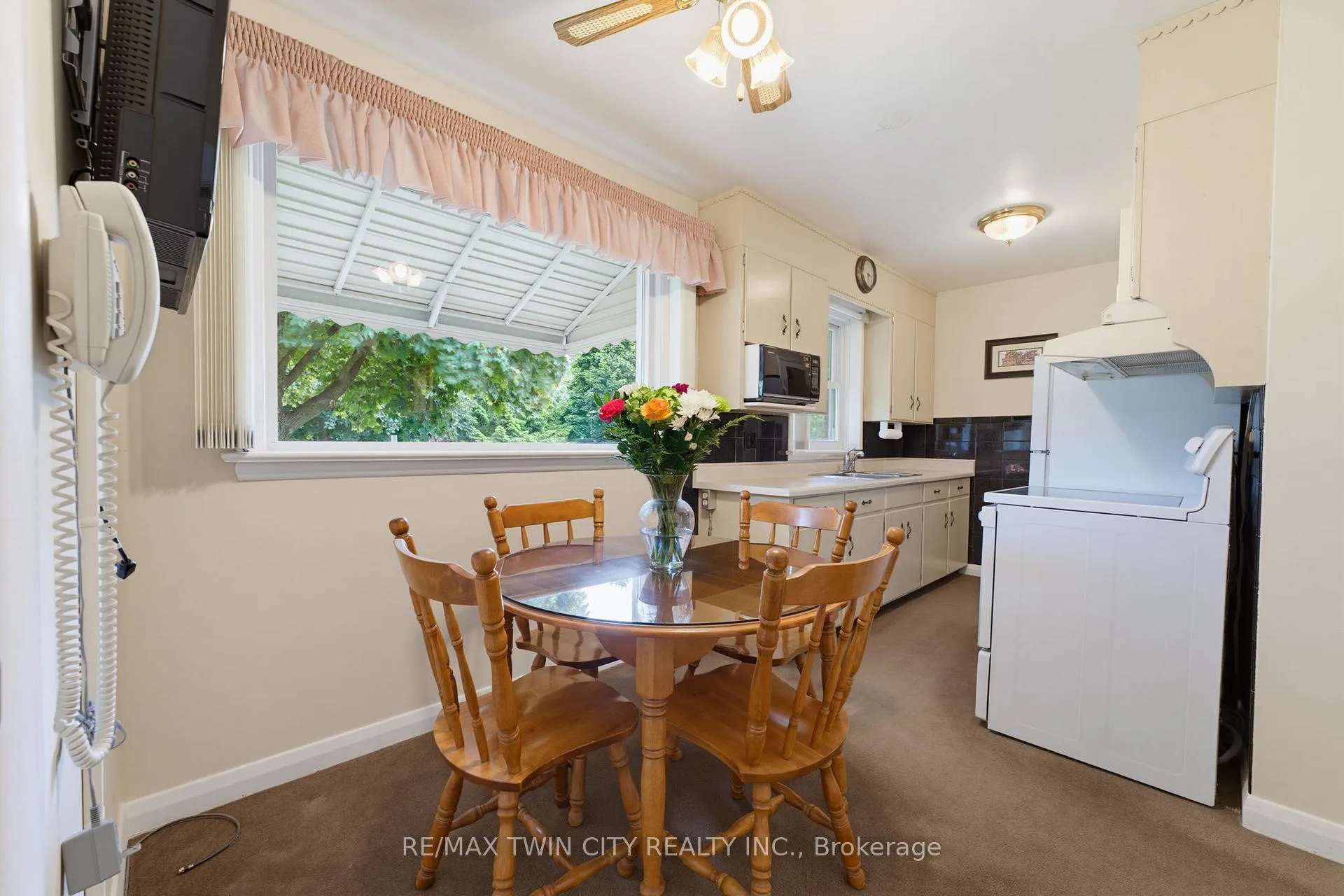 Photo 16 of 42 Highman Avenue, Cambridge — HOMEH