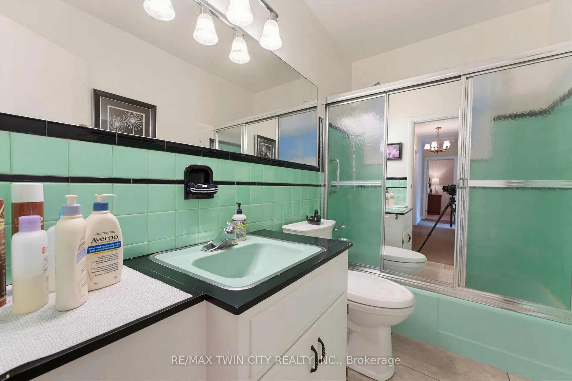 Photo 20 of 42 Highman Avenue, Cambridge — HOMEH