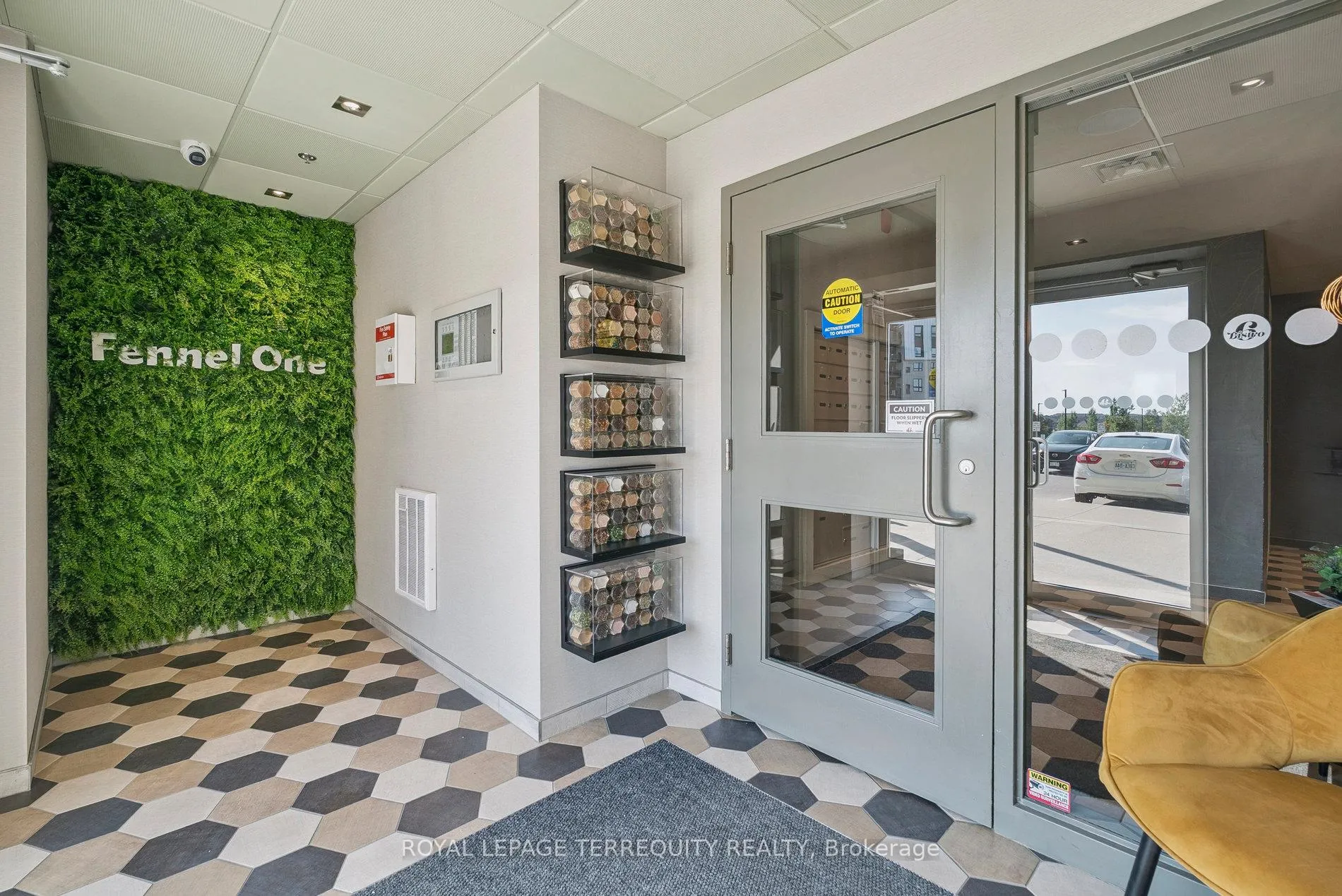 Photo 11 of Unit 102, 6 Spice Way, Barrie, Rural Barrie Southeast — HOMEH