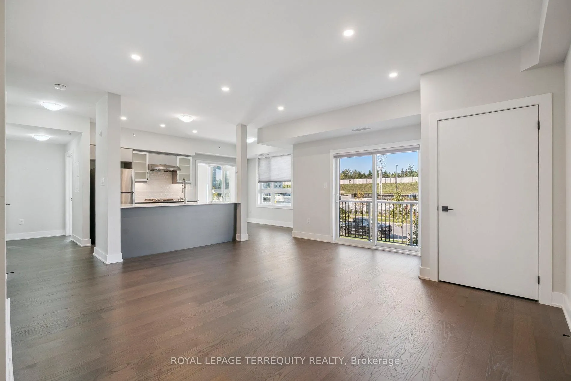 Photo 17 of Unit 102, 6 Spice Way, Barrie, Rural Barrie Southeast — HOMEH