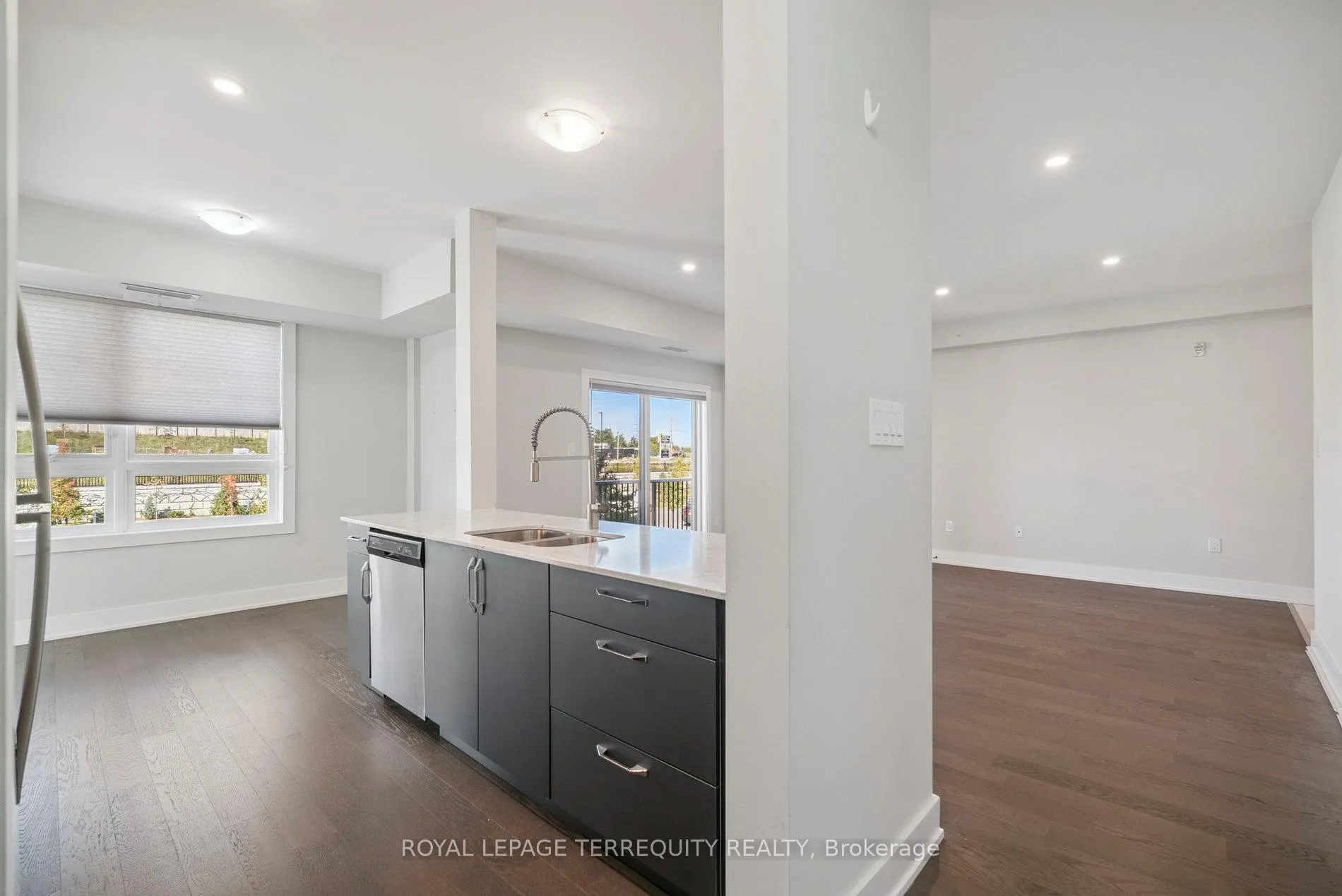 Photo 26 of Unit 102, 6 Spice Way, Barrie, Rural Barrie Southeast — HOMEH