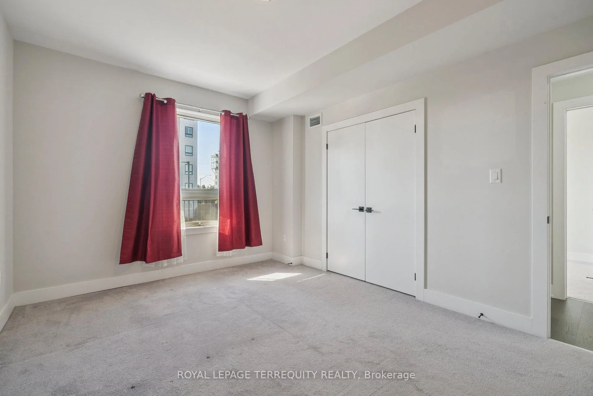 Photo 30 of Unit 102, 6 Spice Way, Barrie, Rural Barrie Southeast — HOMEH