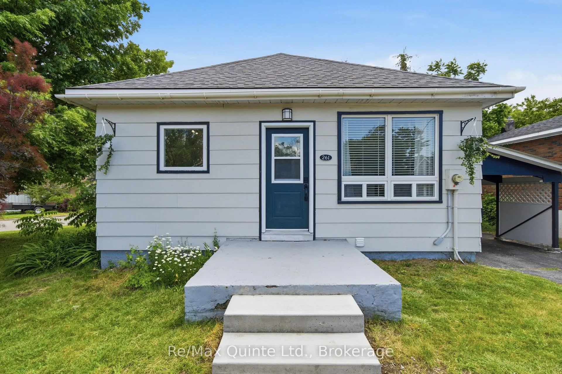 Photo 4 of 261 Sidney Street, Quinte West, Trenton Ward — HOMEH
