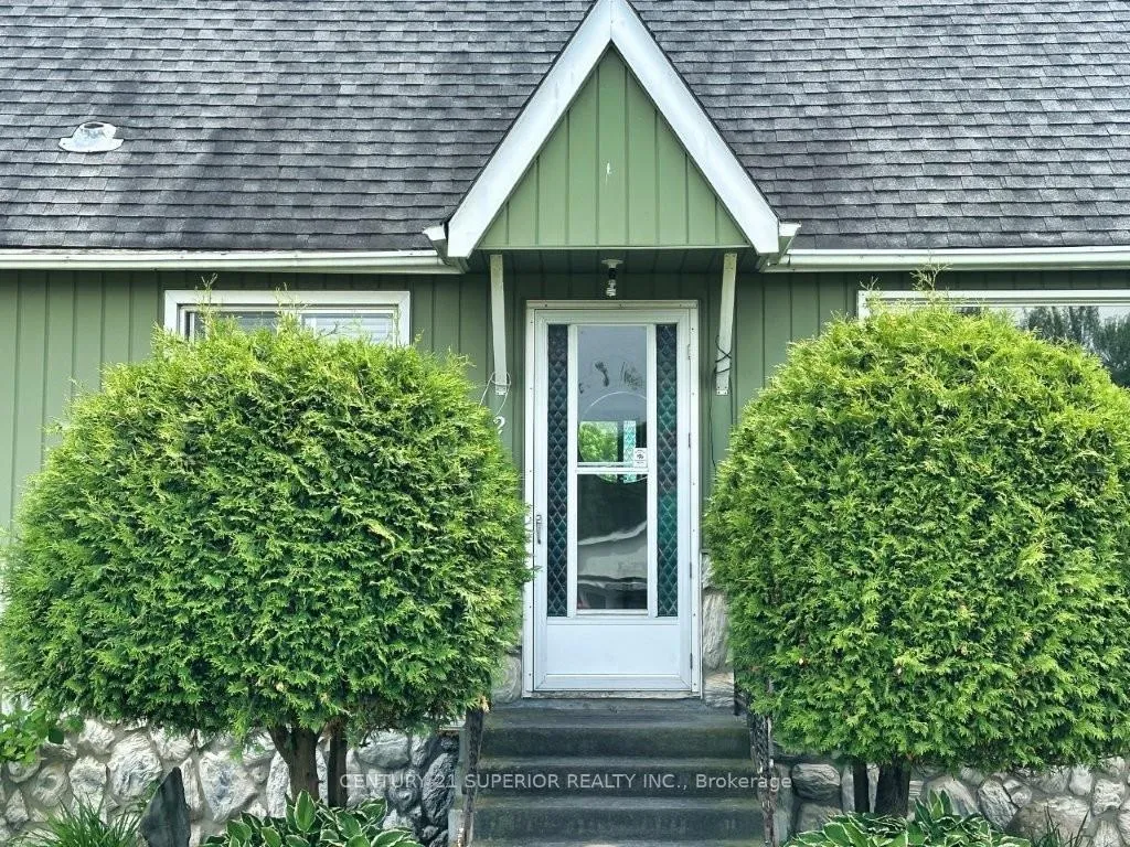 Photo 3 of 242 Empire Ave, Thunder Bay, Westfort — HOMEH