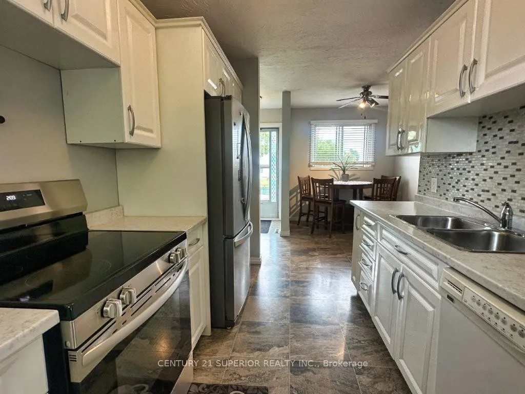 Photo 8 of 242 Empire Ave, Thunder Bay, Westfort — HOMEH