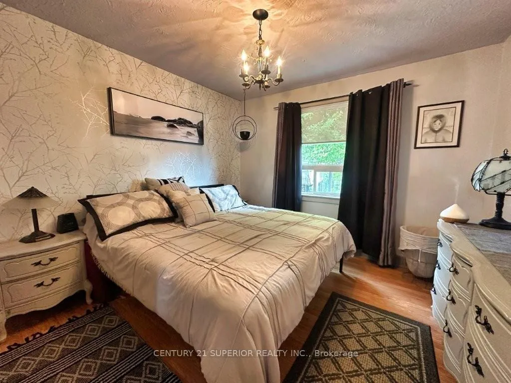 Photo 12 of 242 Empire Ave, Thunder Bay, Westfort — HOMEH