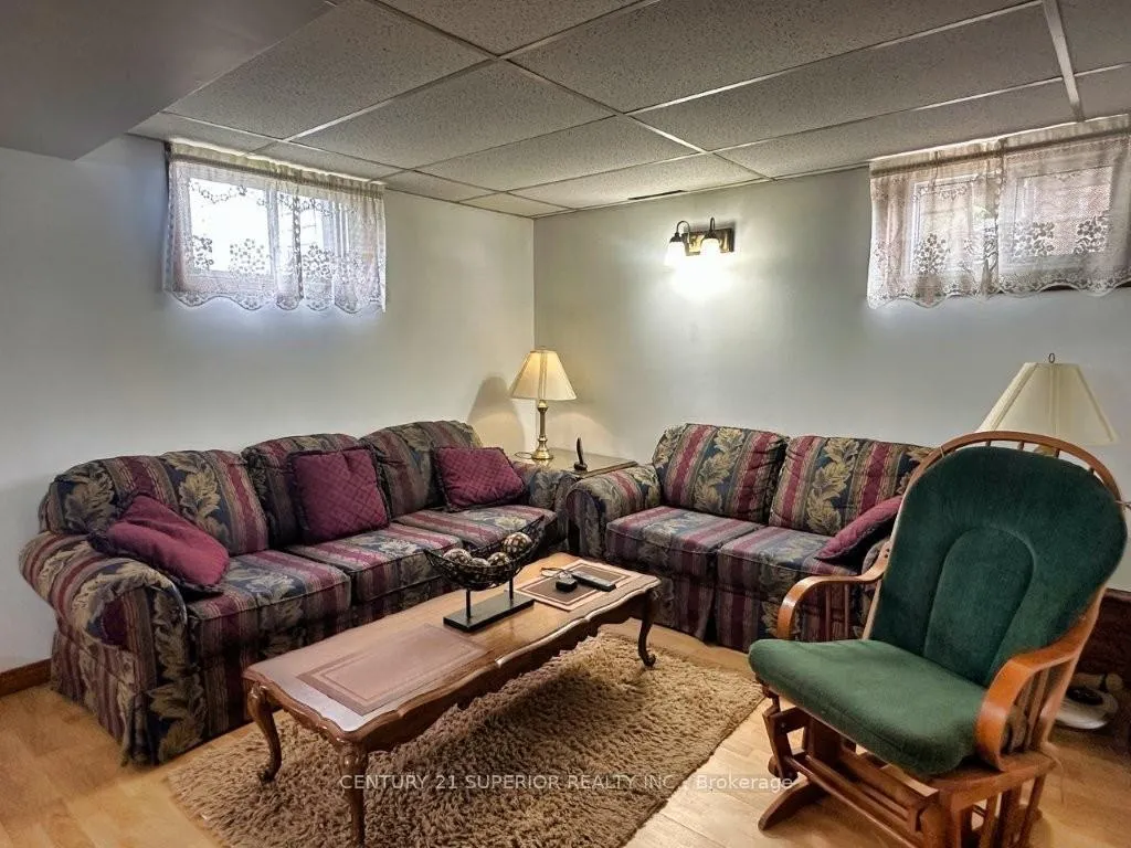 Photo 26 of 242 Empire Ave, Thunder Bay, Westfort — HOMEH