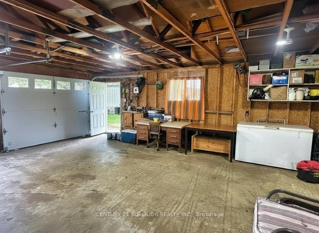 Photo 39 of 242 Empire Ave, Thunder Bay, Westfort — HOMEH