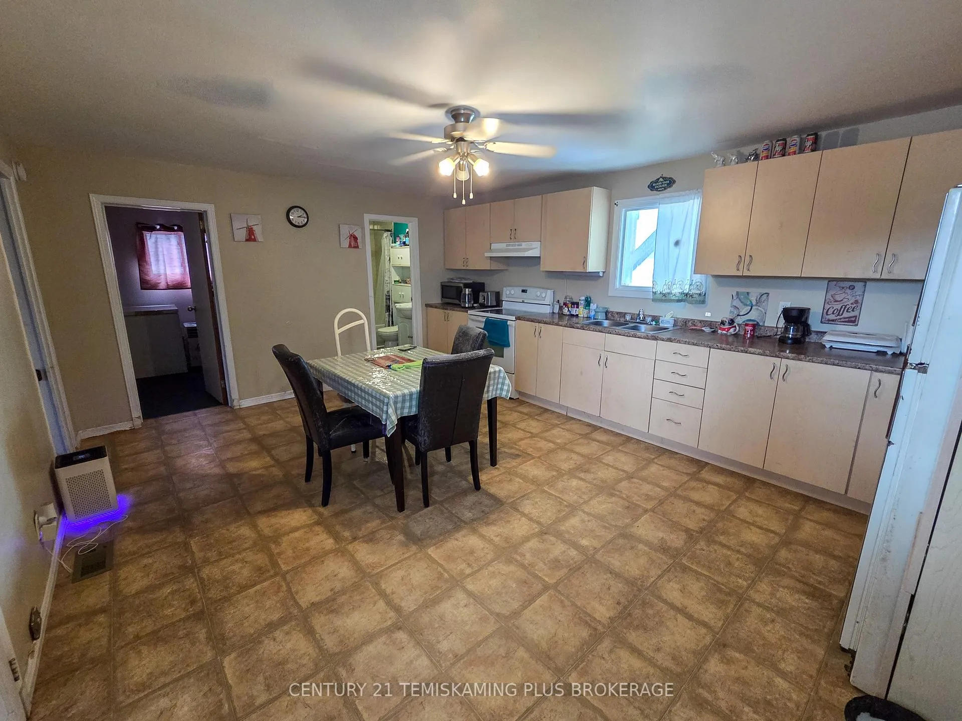 Photo 3 of 37 Jaffray Street, Temiskaming Shores, New Liskeard — HOMEH