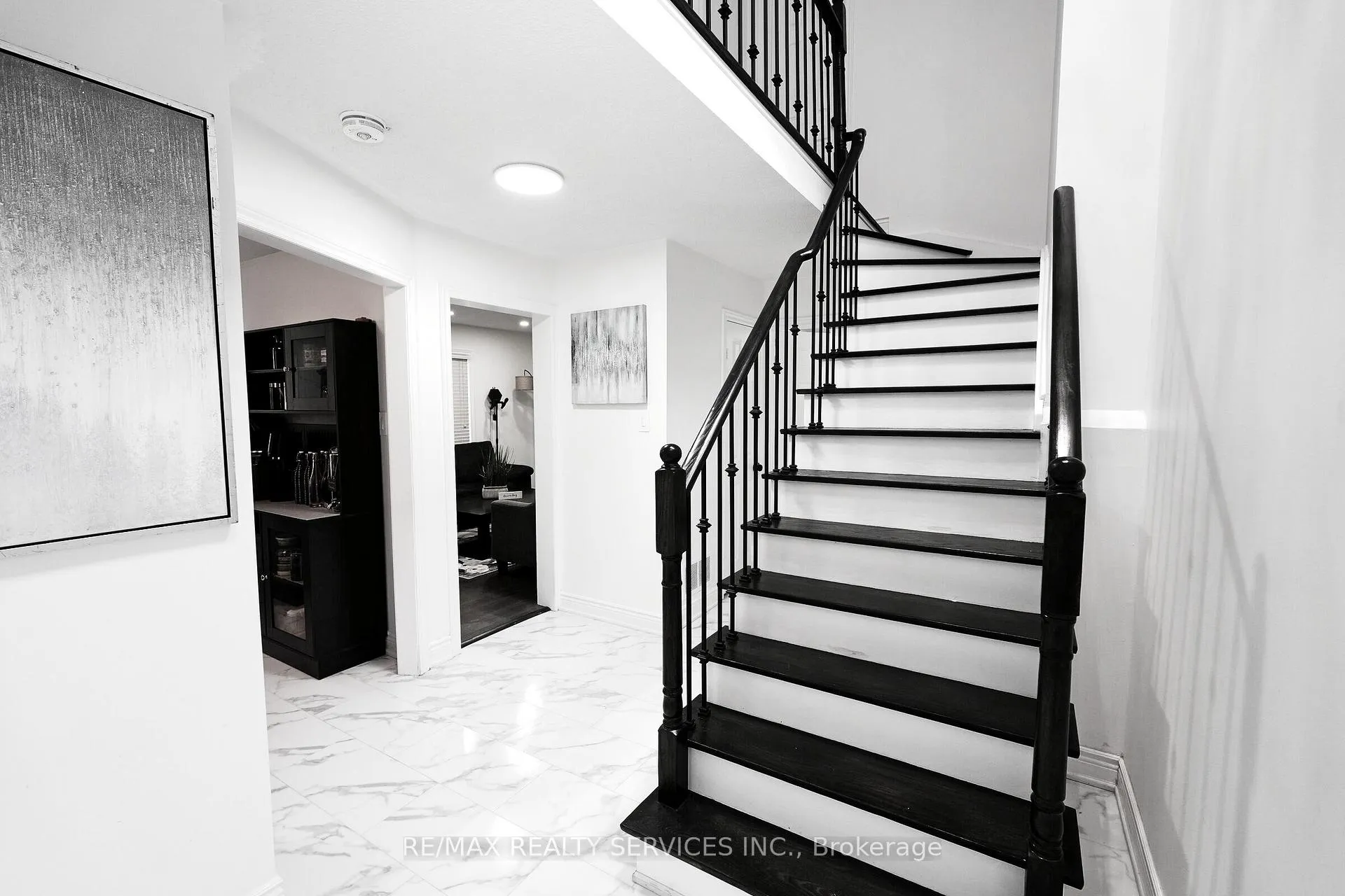 Photo 5 of 8 Yeoman Drive, Brantford, Brier Park — HOMEH