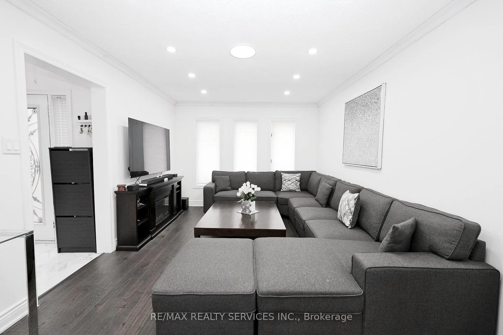 Photo 8 of 8 Yeoman Drive, Brantford, Brier Park — HOMEH