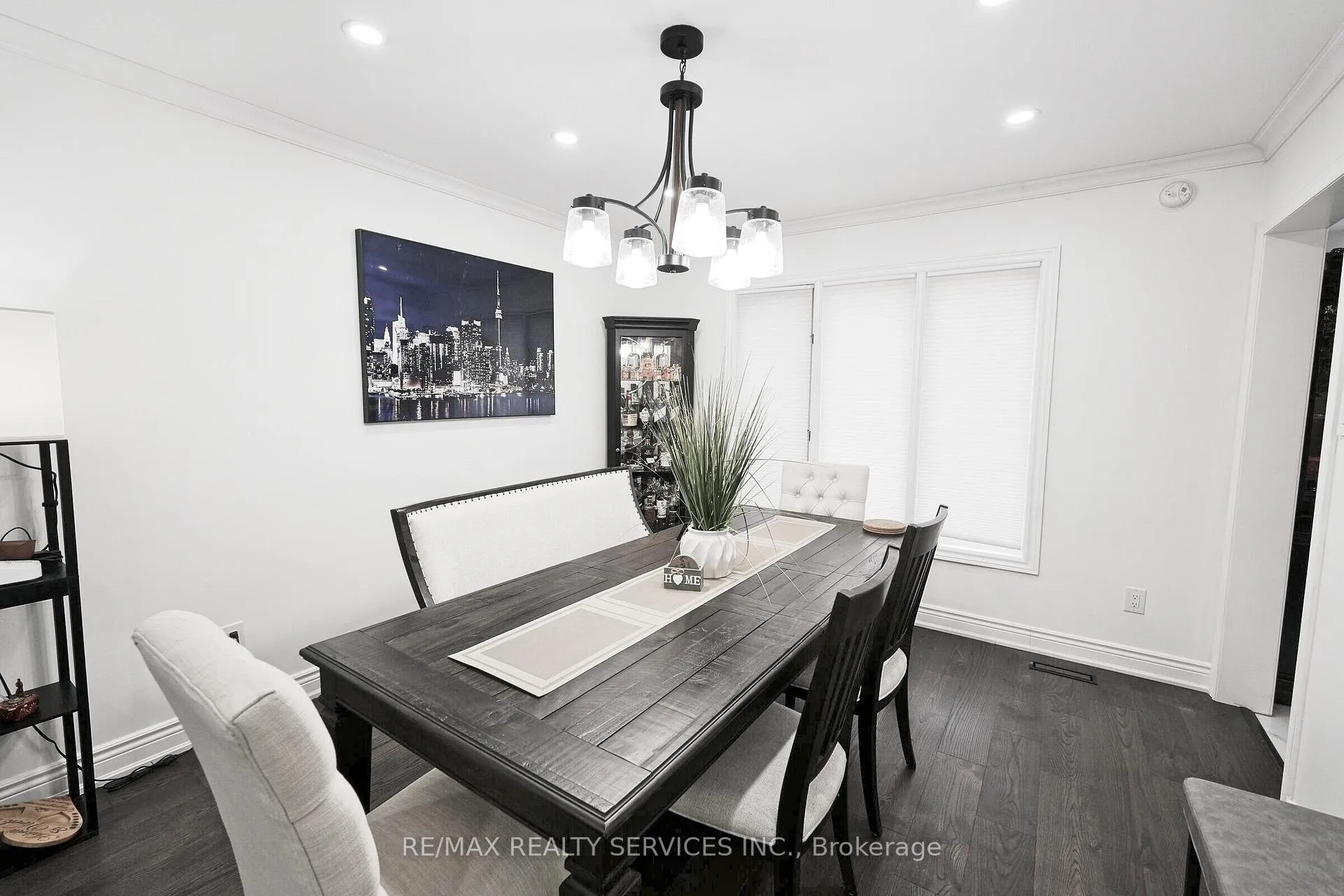 Photo 10 of 8 Yeoman Drive, Brantford, Brier Park — HOMEH