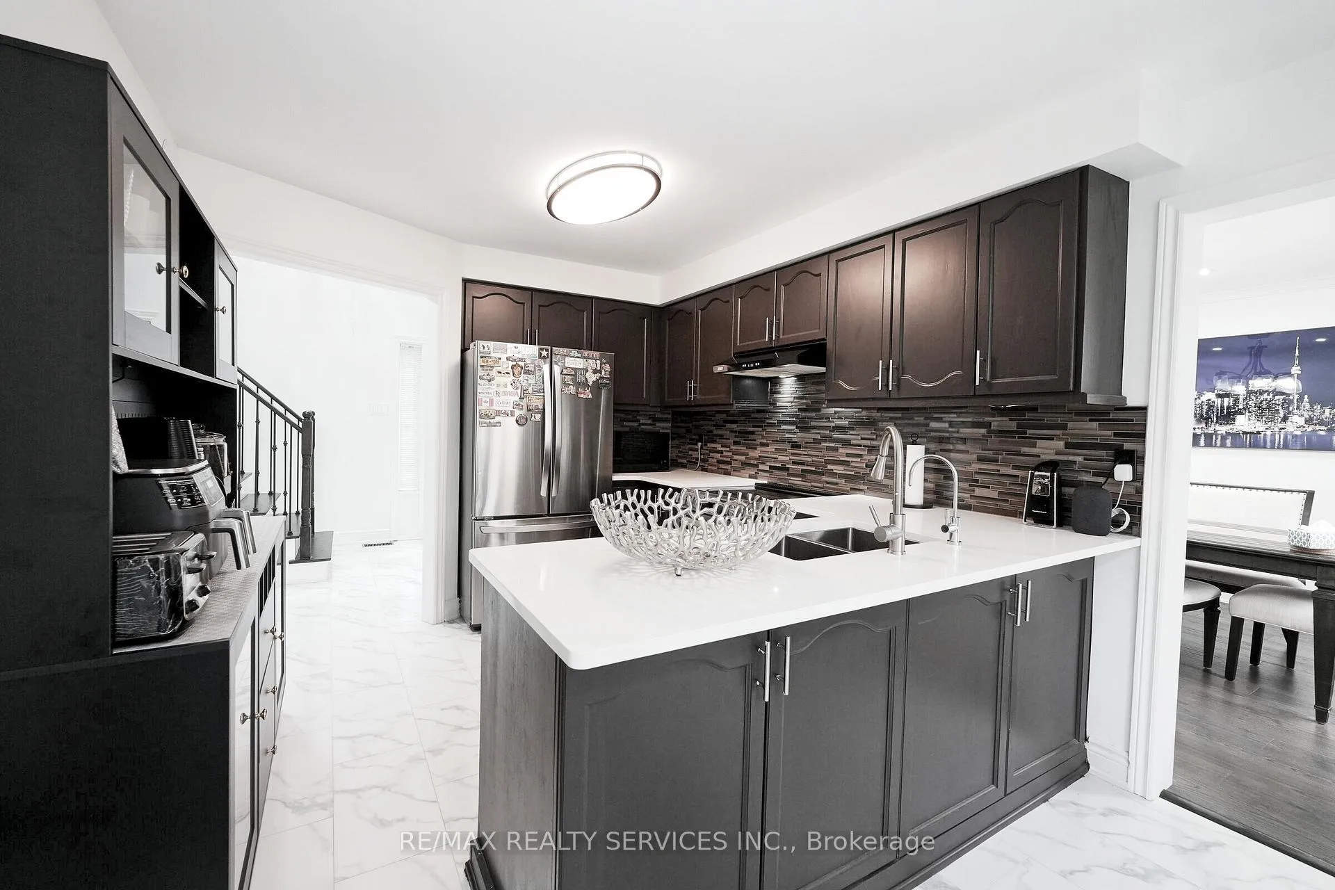 Photo 13 of 8 Yeoman Drive, Brantford, Brier Park — HOMEH