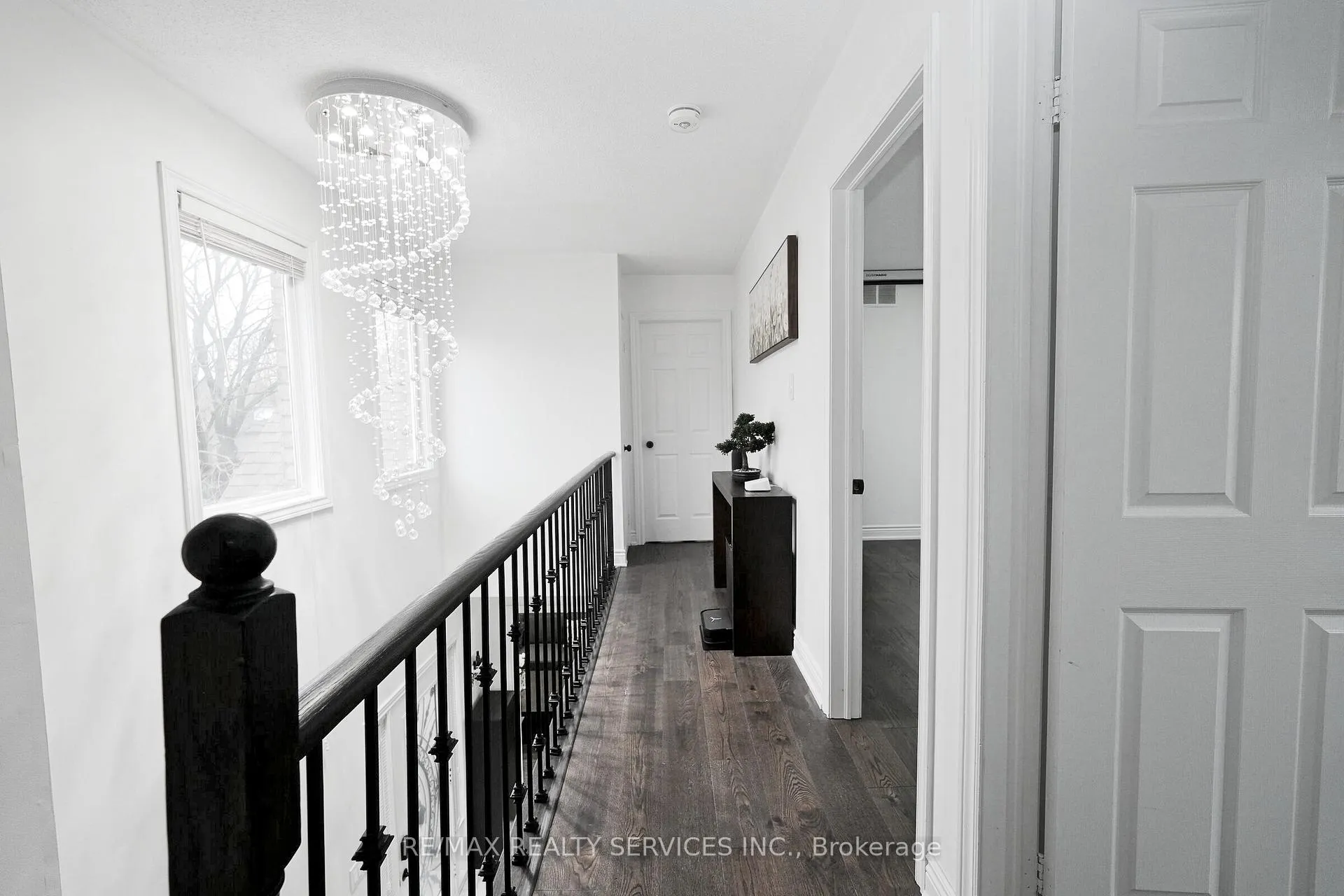 Photo 19 of 8 Yeoman Drive, Brantford, Brier Park — HOMEH