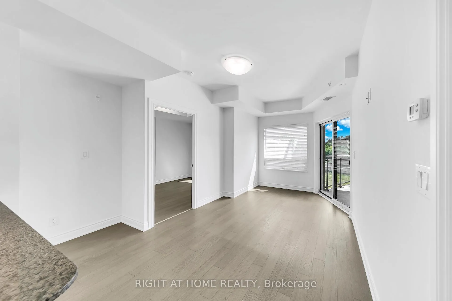 Photo 17 of Unit 316, 86 Woodbridge Avenue, Vaughan, West Woodbridge — HOMEH