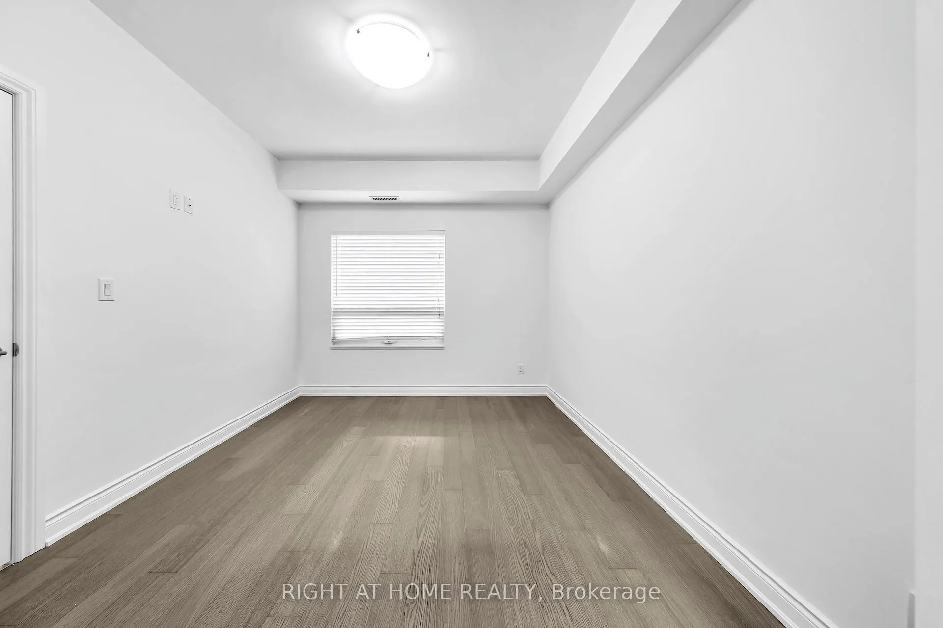 Photo 20 of Unit 316, 86 Woodbridge Avenue, Vaughan, West Woodbridge — HOMEH