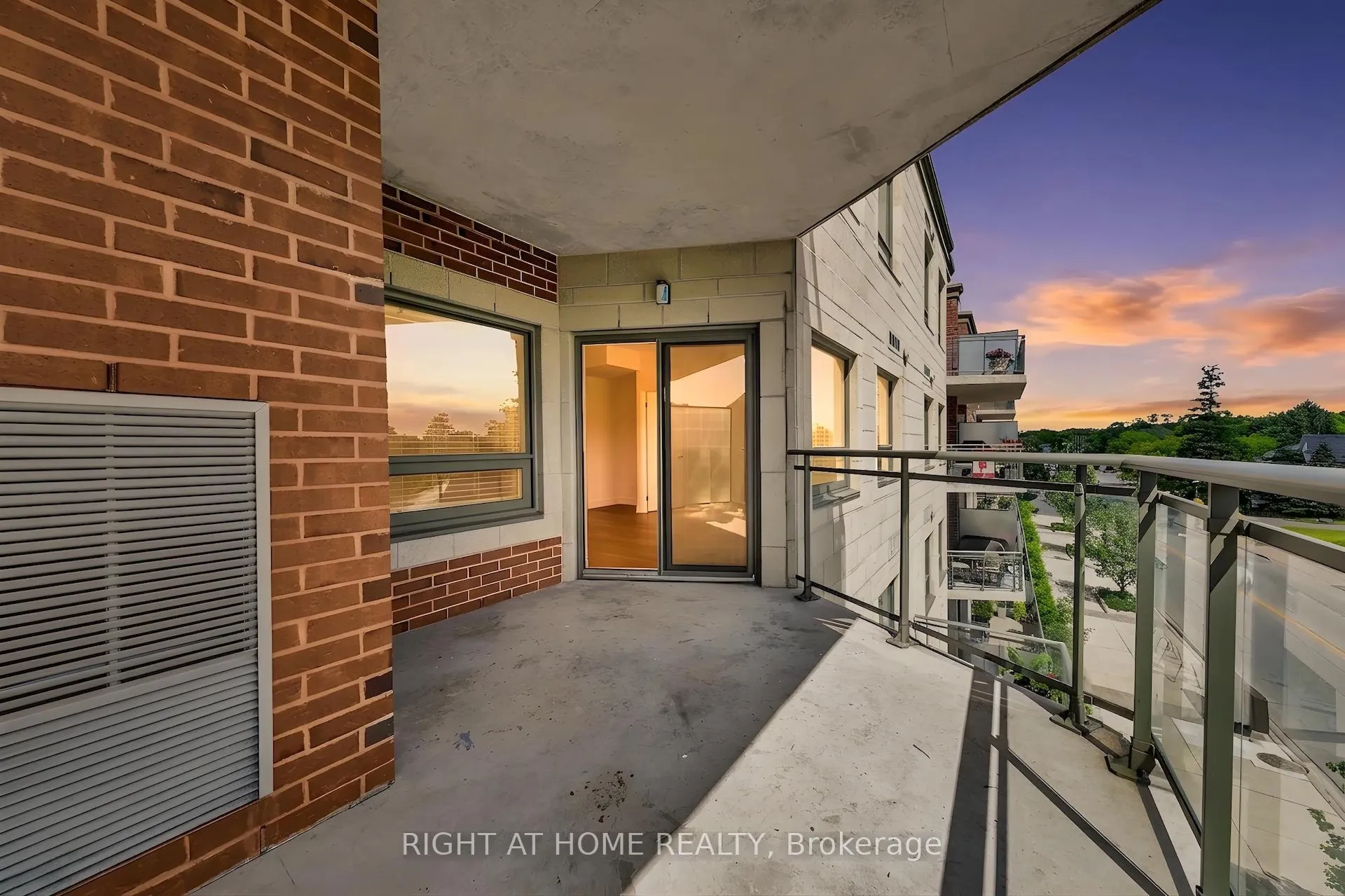 Photo 29 of Unit 316, 86 Woodbridge Avenue, Vaughan, West Woodbridge — HOMEH