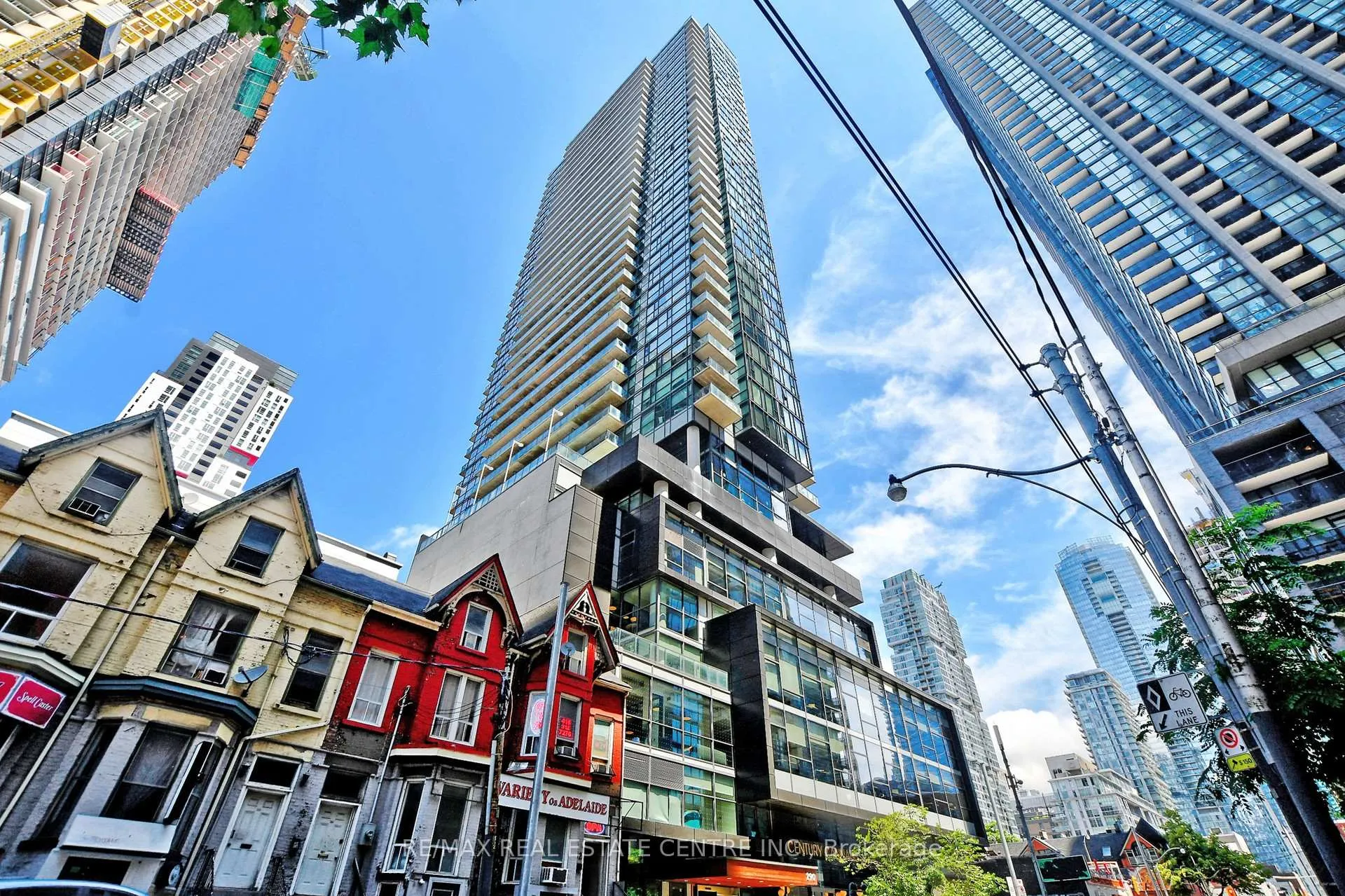 Photo 1 of Unit 3611, 290 Adelaide Street, Toronto, Waterfront Communities — HOMEH