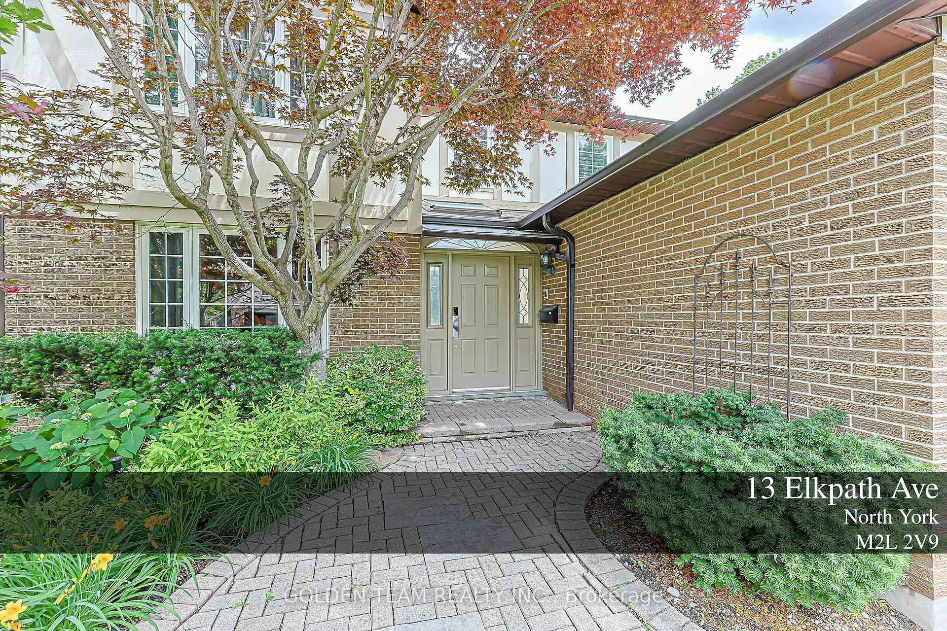 Photo 3 of 13 Elkpath Avenue, North York, St. Andrew-Windfields — HOMEH